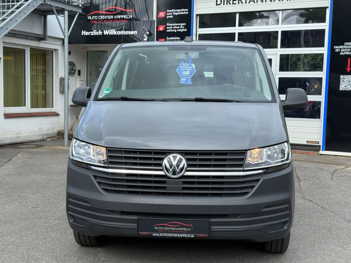 Volkswagen T6 Kombi T6.1 Kombi Lang FWD (HU NEU-9Sitzer-AHK-1Hand) Gris - 2