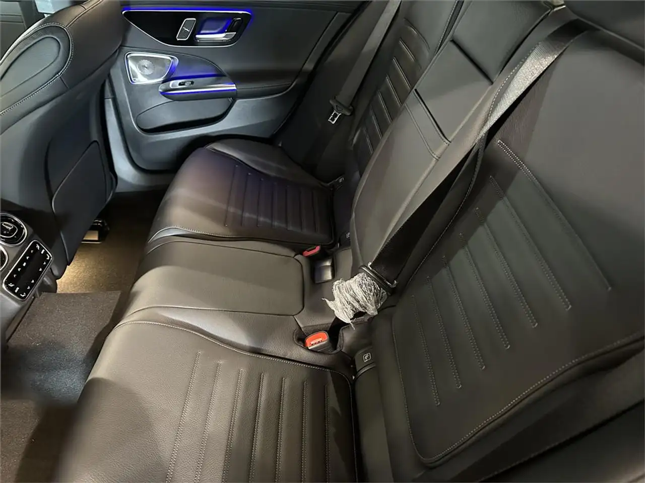Mercedes-Benz C-Class 2026