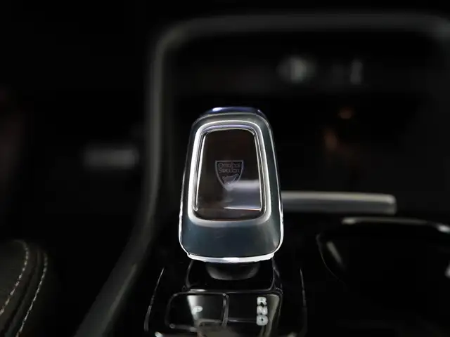 Volvo XC40 view 12
