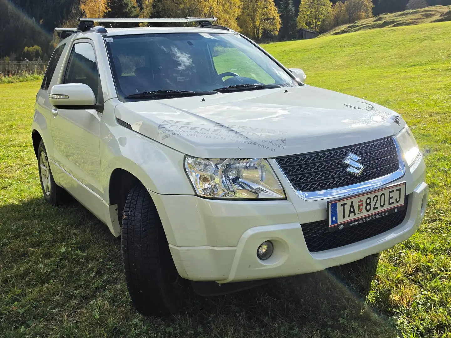Suzuki Grand Vitara Grand Vitara 1,9 VX-E Deluxe DDiS VX-E Deluxe Weiß - 2