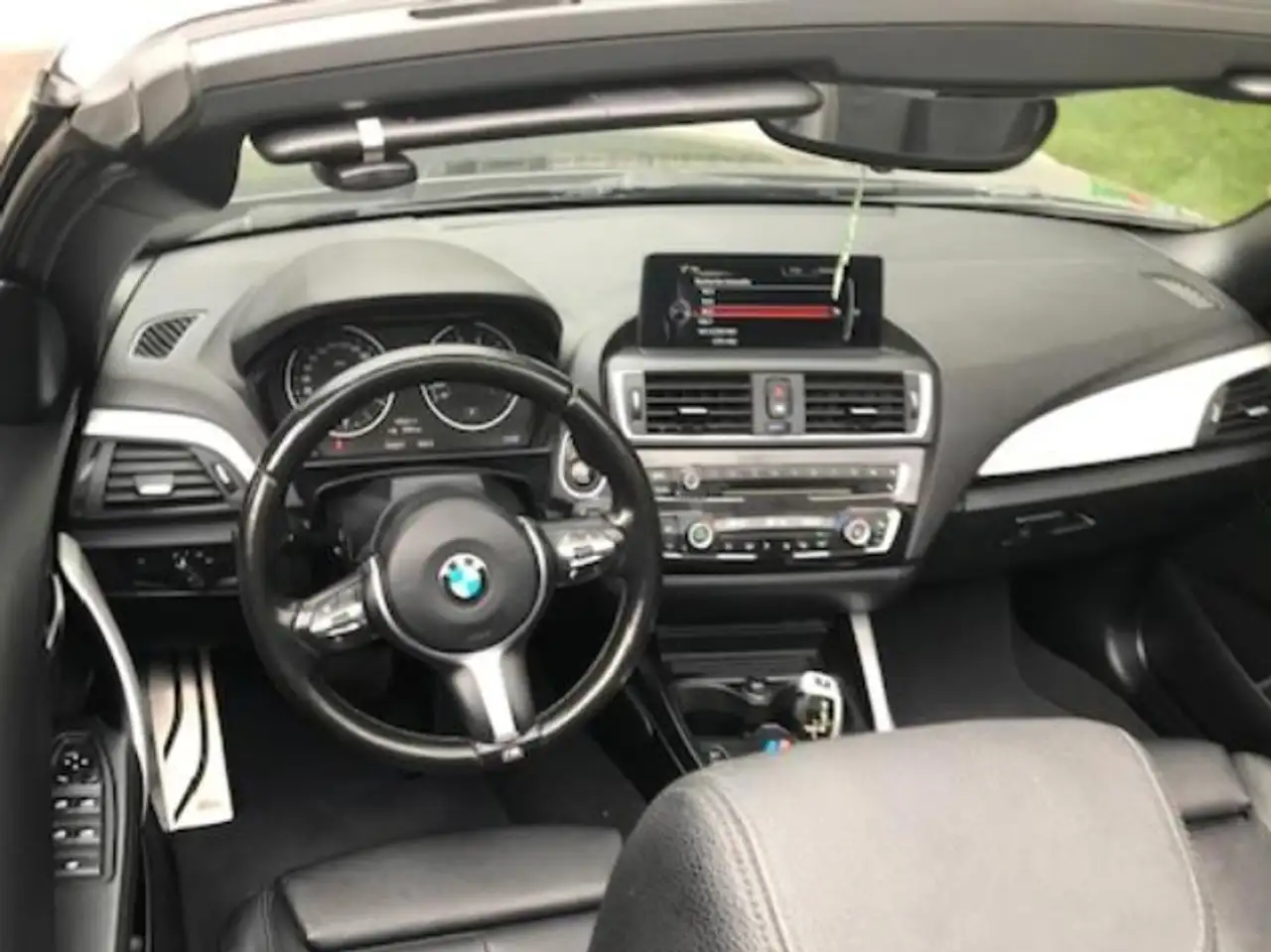 BMW 2 Series снимка BMW 2 Series
