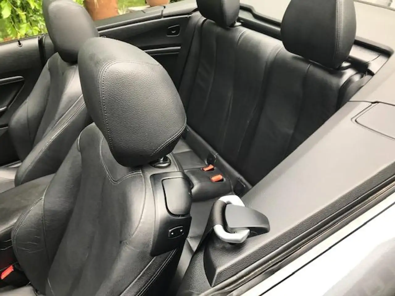 BMW 2 Series снимка BMW 2 Series