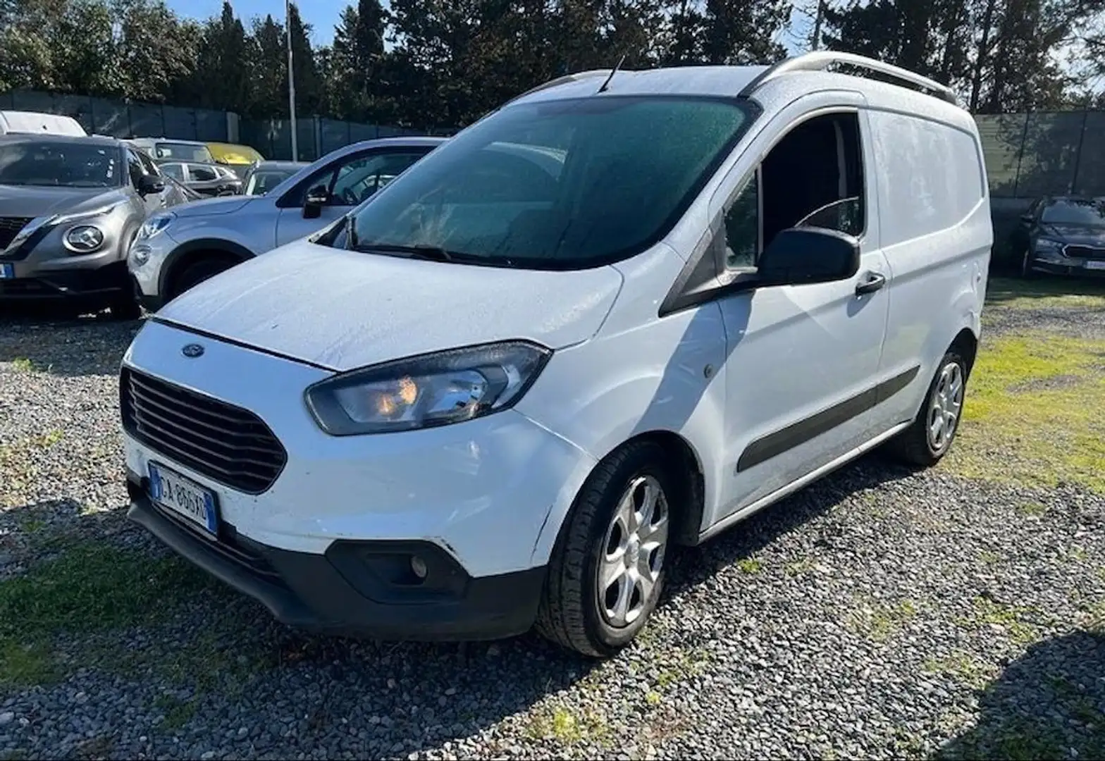 Ford Transit Courier TRANSIT COURIER 1.5 TDCI 75CV VAN TREND Blanc - 1