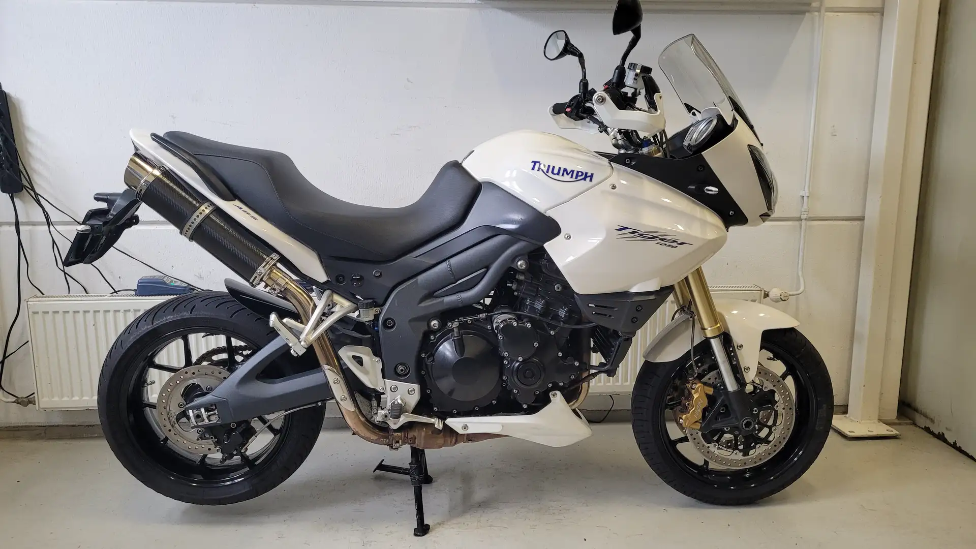 Triumph Tiger 1050 SE Blanco - 1