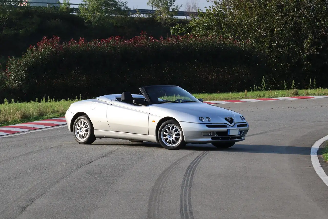 Alfa Romeo Spider 1.8 ts 16v, foto 4