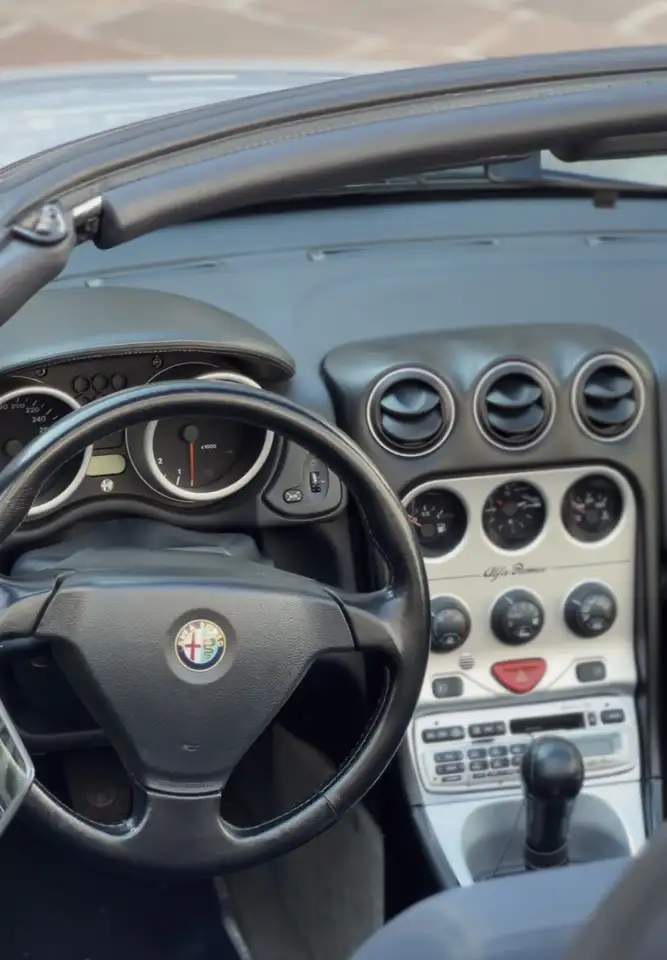 Alfa Romeo Spider 1.8 ts 16v, foto 9
