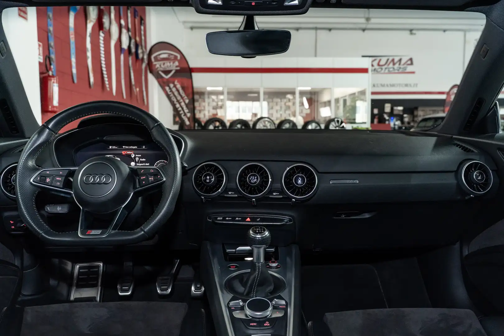 Audi TT 1.8 TFSI S line 180cv coupé unico proprietario Zwart - 2