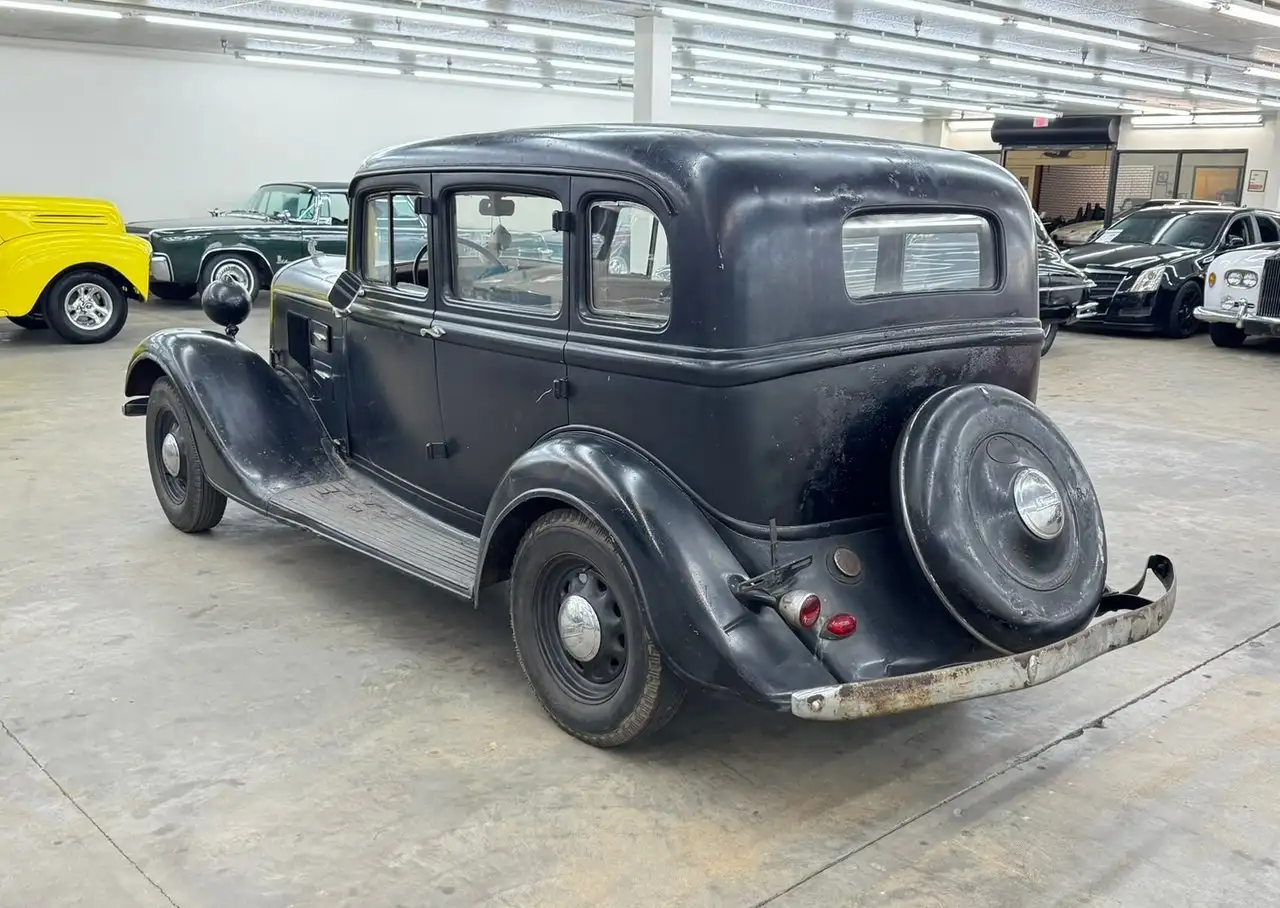 Plymouth PE Deluxe 4-Door, foto 3