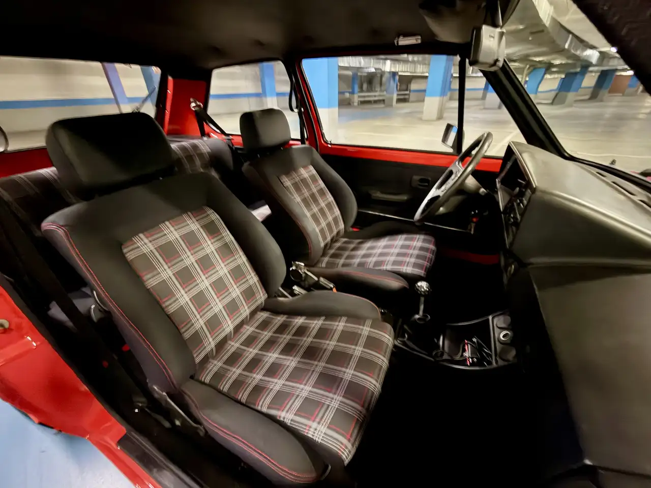 Volkswagen Golf GTI 1.8 110, foto 5