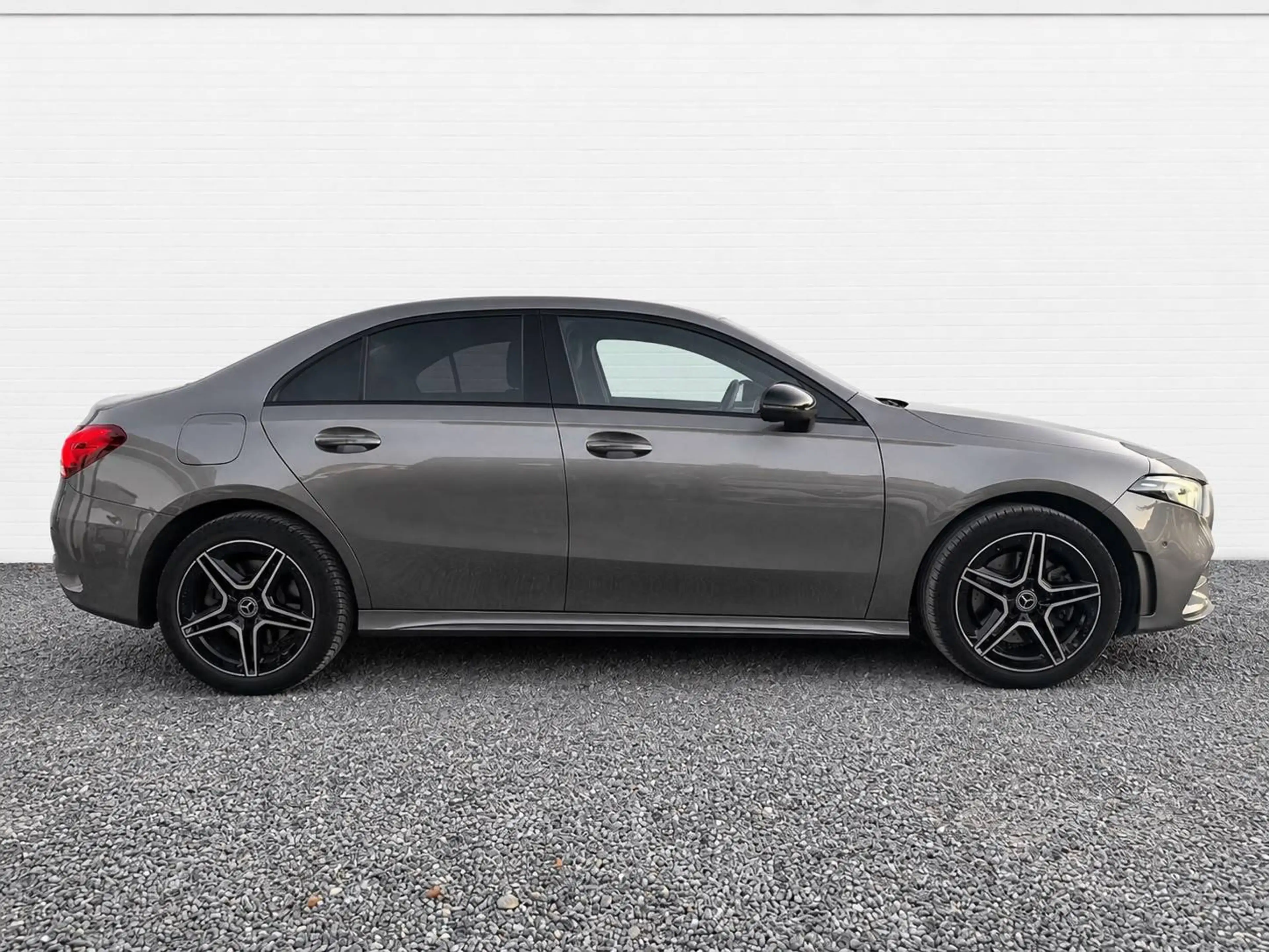 Mercedes-Benz A 250 e PHEV  *AMG * FULL HISTORIEK * CAMERA * WIDE SCREEN — photo 2