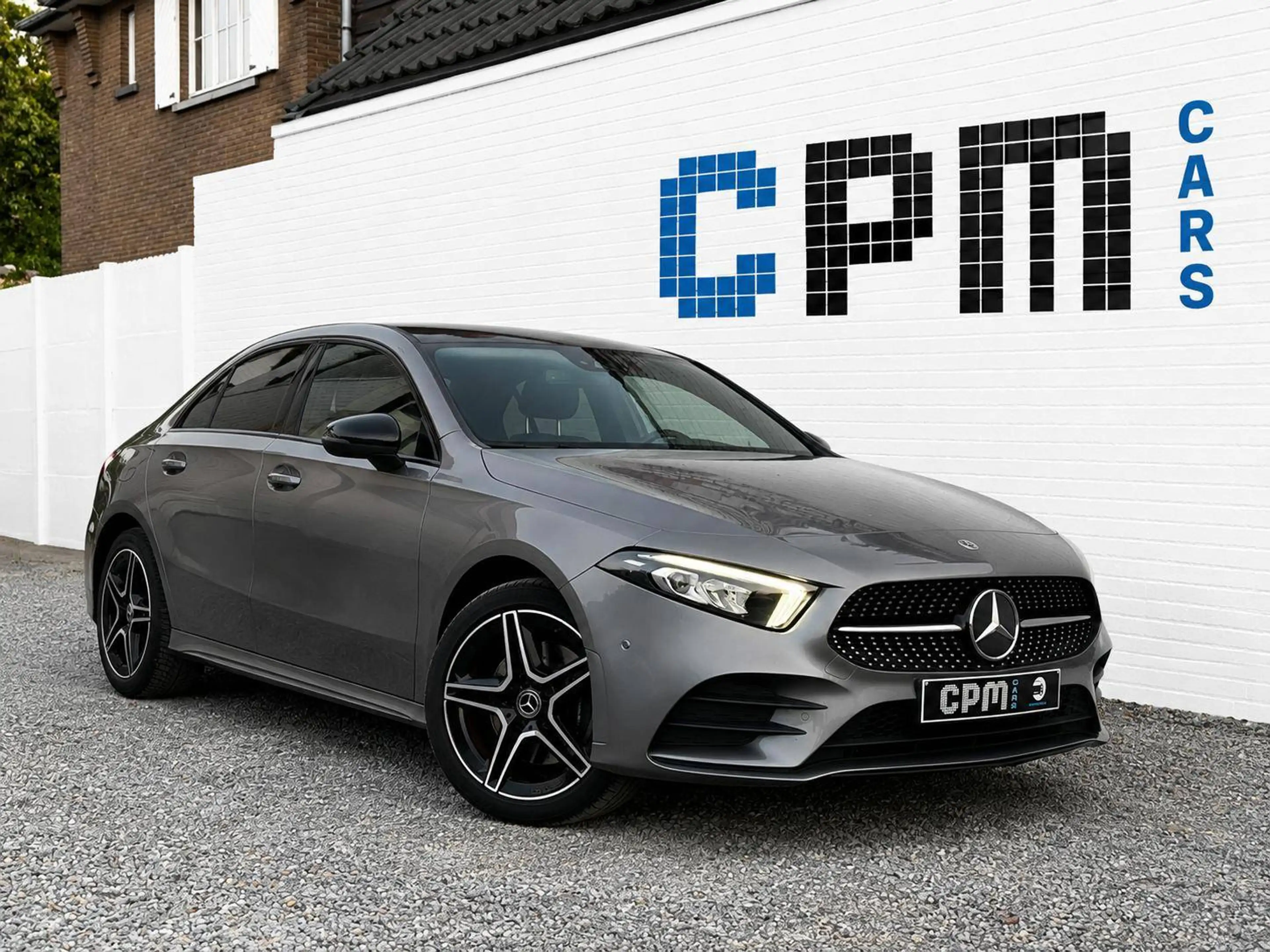 Mercedes-Benz A 250 e PHEV  *AMG * FULL HISTORIEK * CAMERA * WIDE SCREEN