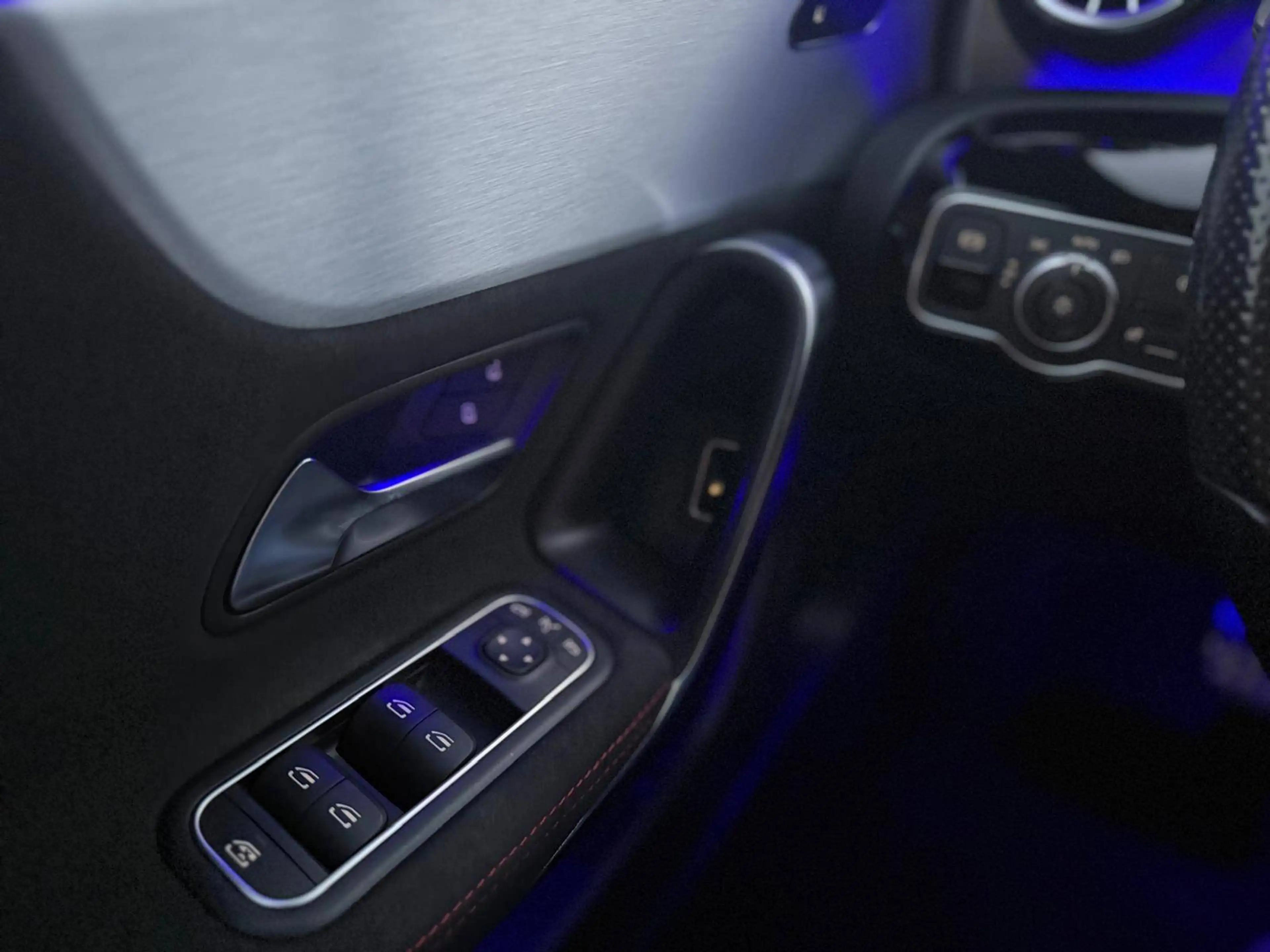 Mercedes-Benz A 250 e PHEV  *AMG * FULL HISTORIEK * CAMERA * WIDE SCREEN — photo 13