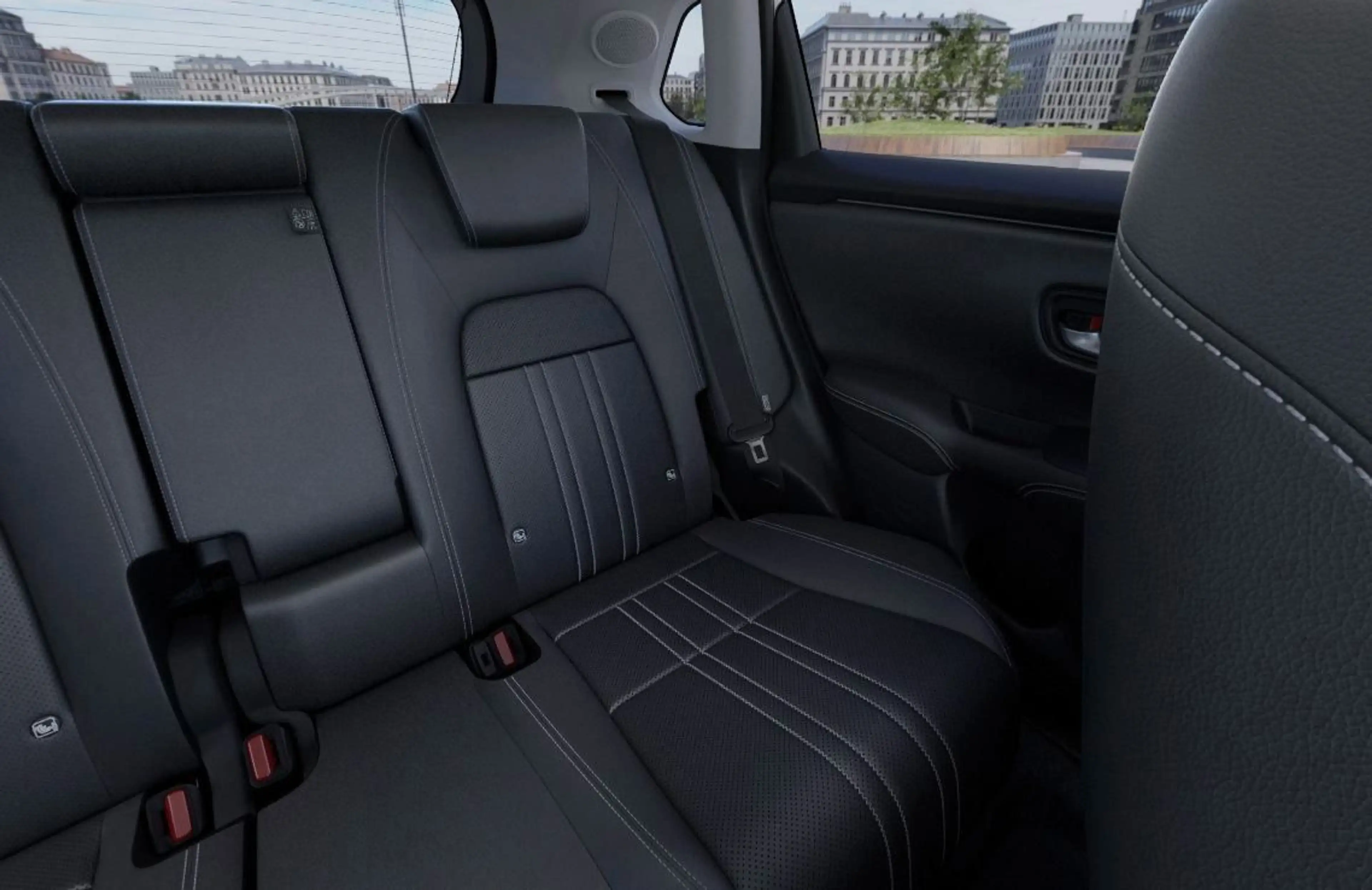 Honda ZR-V 2.0 e:HEV Advance MJ 2027 — photo 11