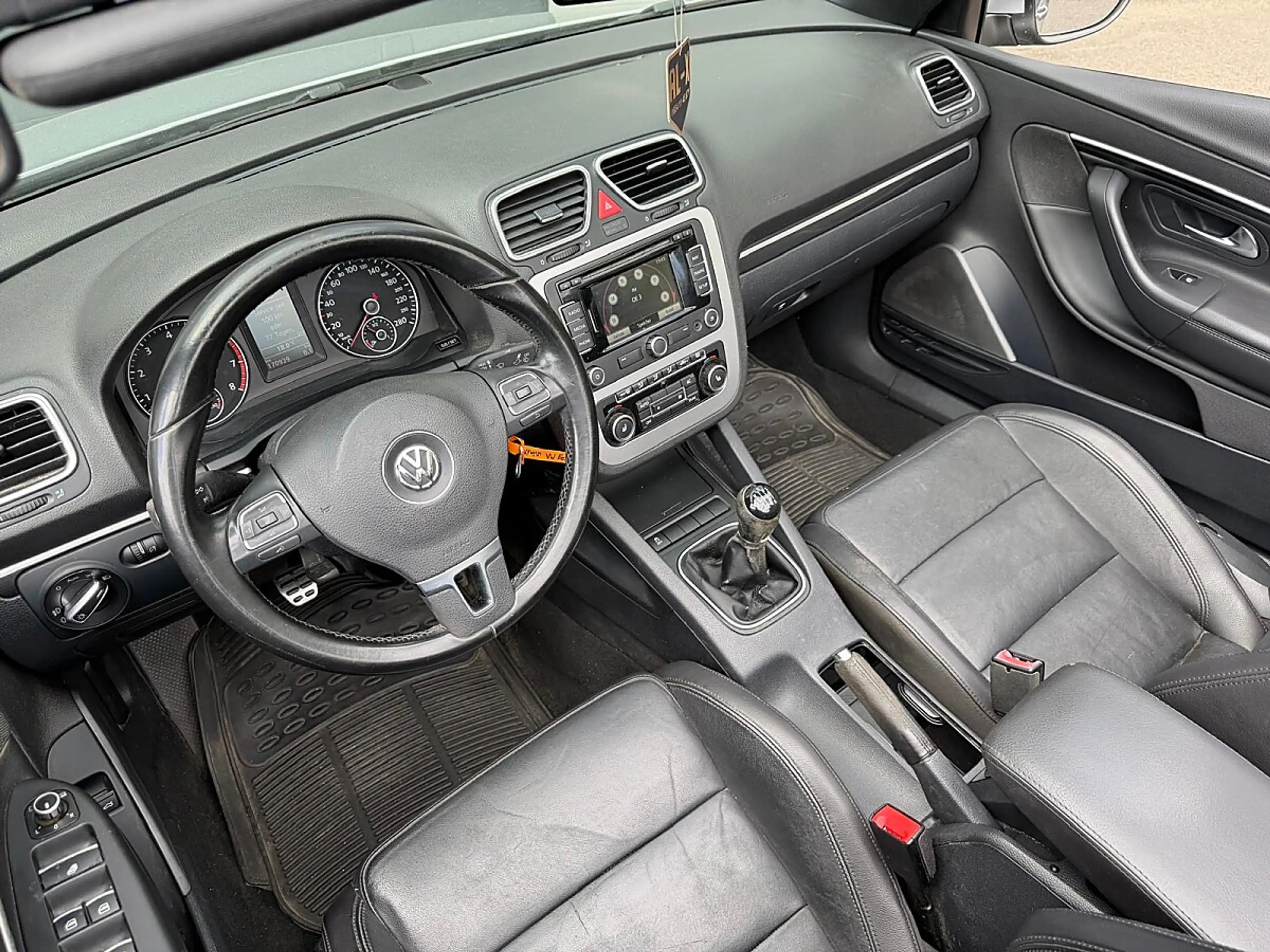 Volkswagen Eos 1,4 TSI — photo 11