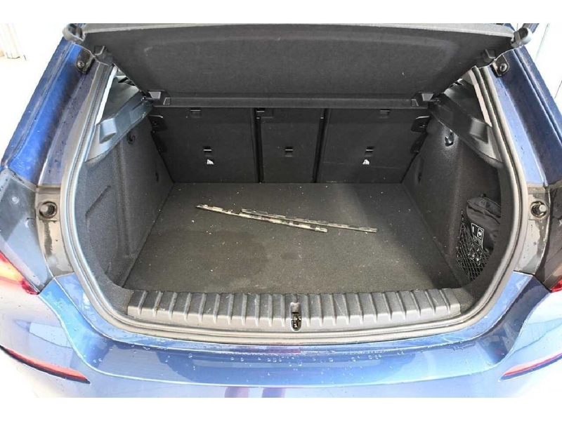 BMW 118 d Advantage LED Lane AUT Klima PDC — photo 12