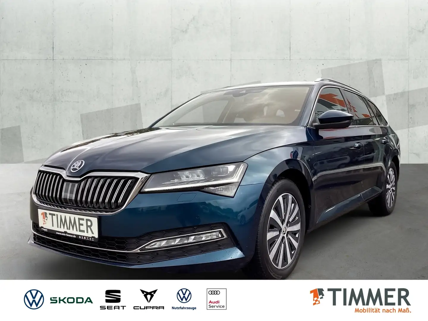 Skoda Superb Combi 2.0 TDI DSG Style ASSIST*AHK*NAV*ACC*RFK* Blau - 1