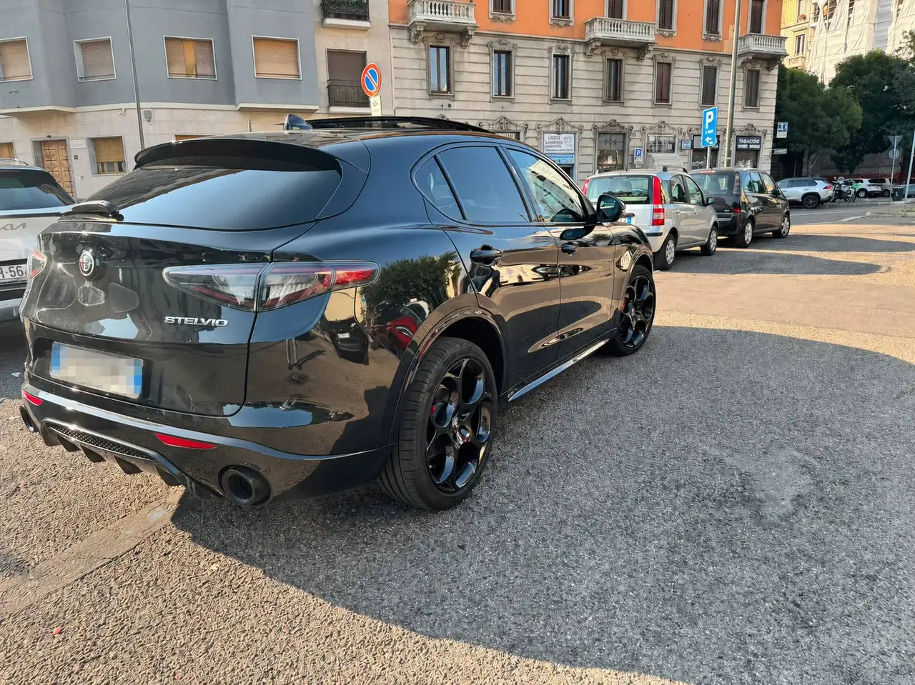 Alfa Romeo Stelvio 2023