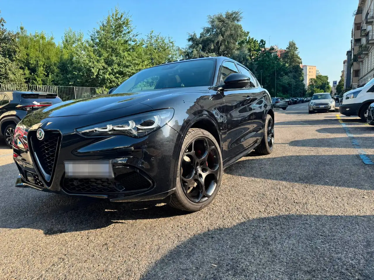 Alfa Romeo Stelvio 2023