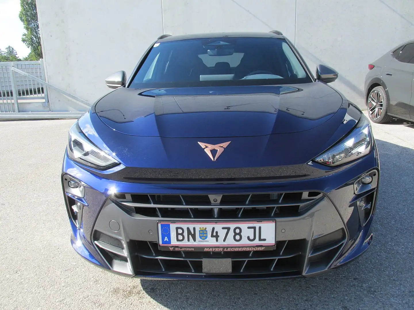 CUPRA Terramar 1,5 TSI 204PS PHEV 19,7kWh Cupra DSG Blau - 2