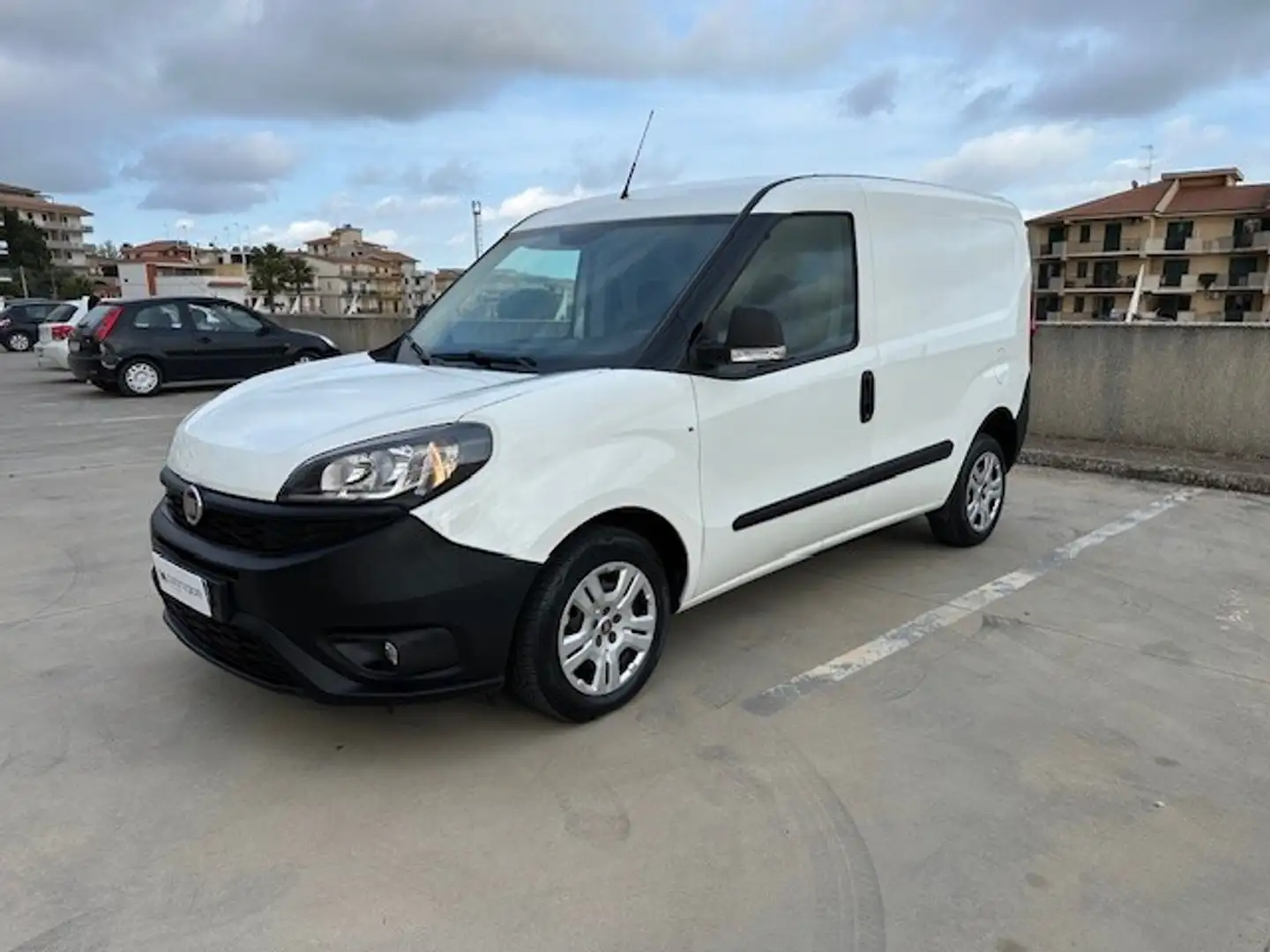 Fiat Doblo Doblò 1.6 MJT 105CV Cargo Lounge Prezzo Iva Bianco - 2