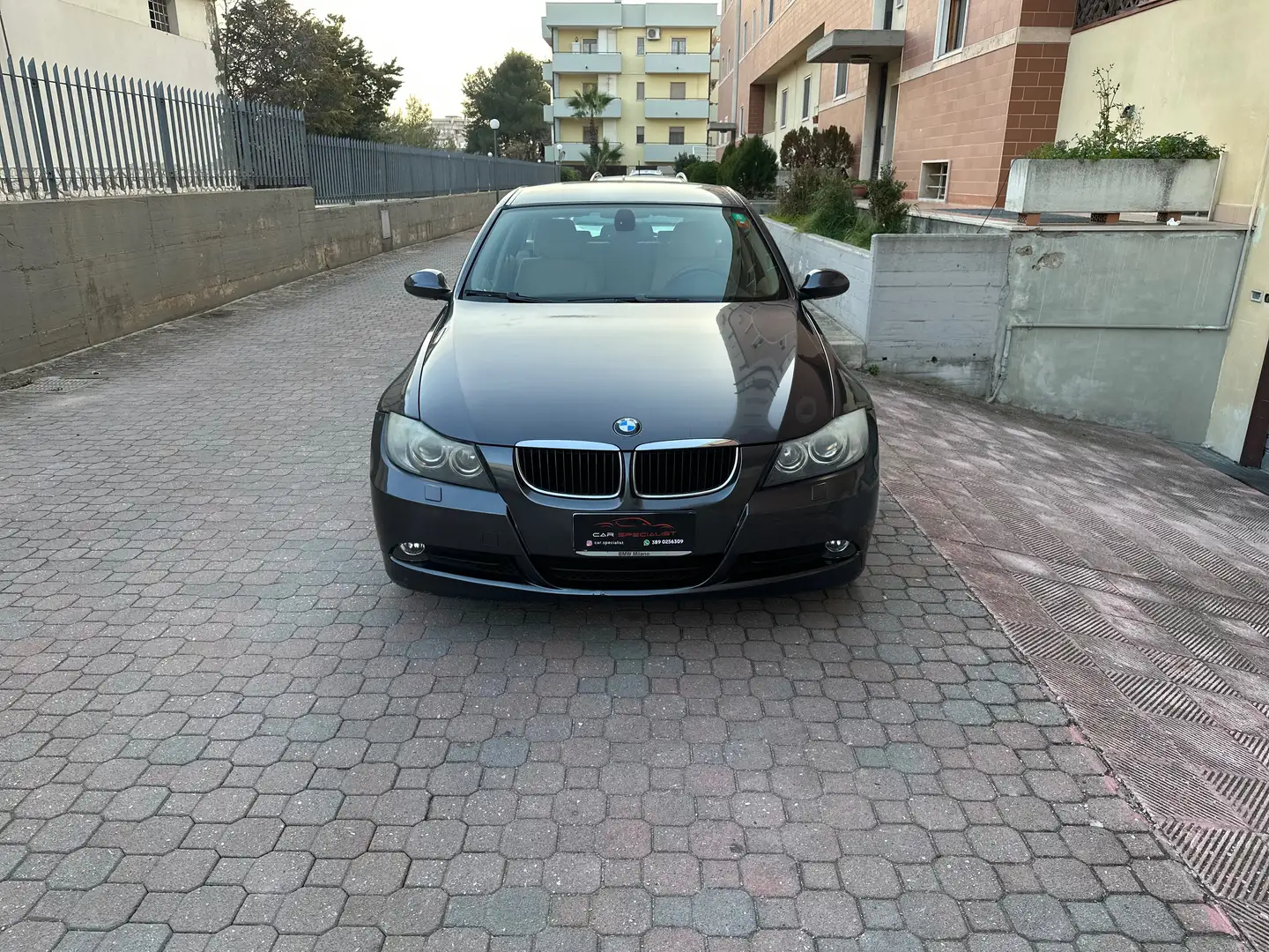 BMW 320 d Touring E91 Automatica -Motore M47-Bixenon-Asi Grau - 2