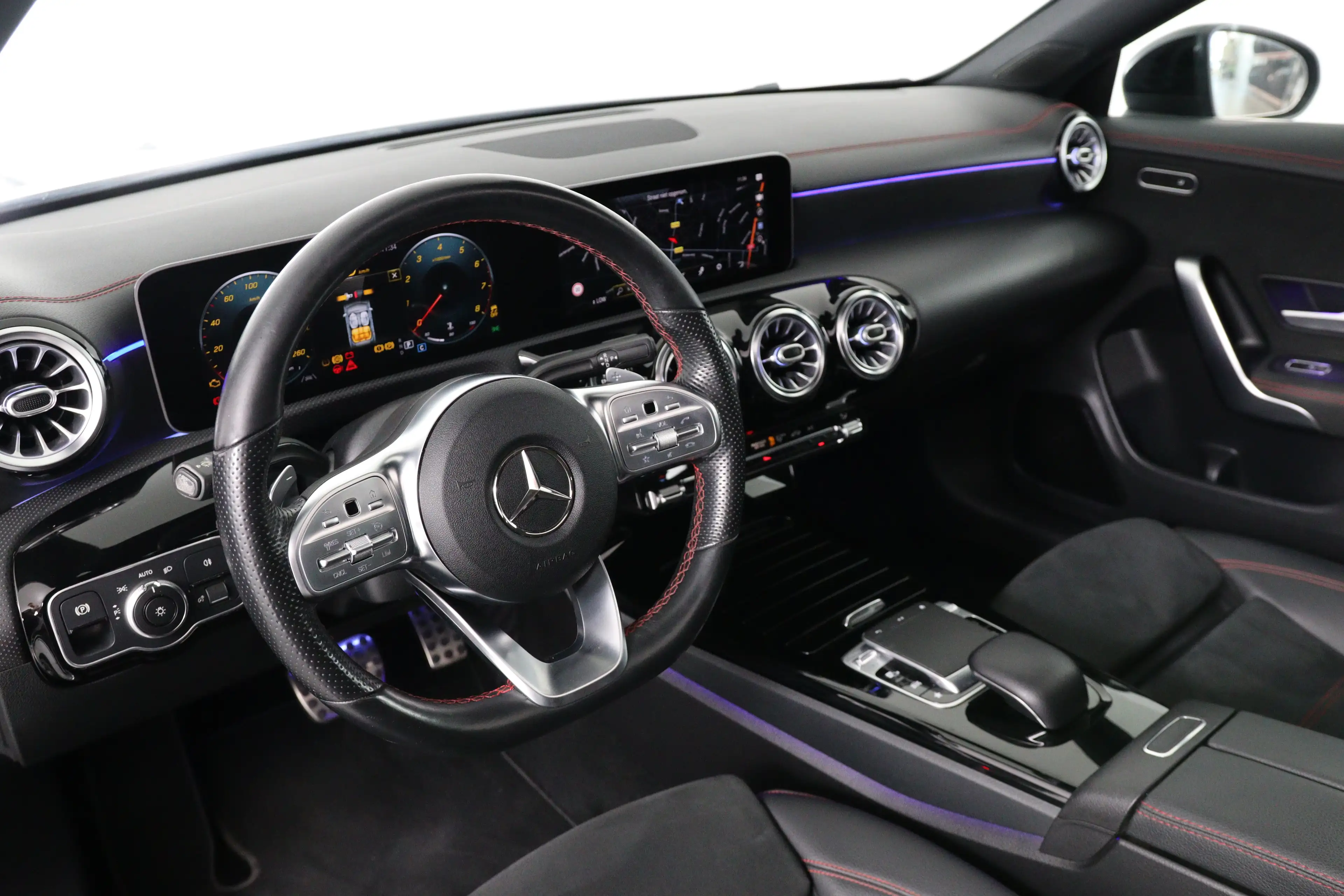 Mercedes-Benz CLA 200 Shooting Brake AMG | Open Dak | Sportstoelen | Sfe — photo 5