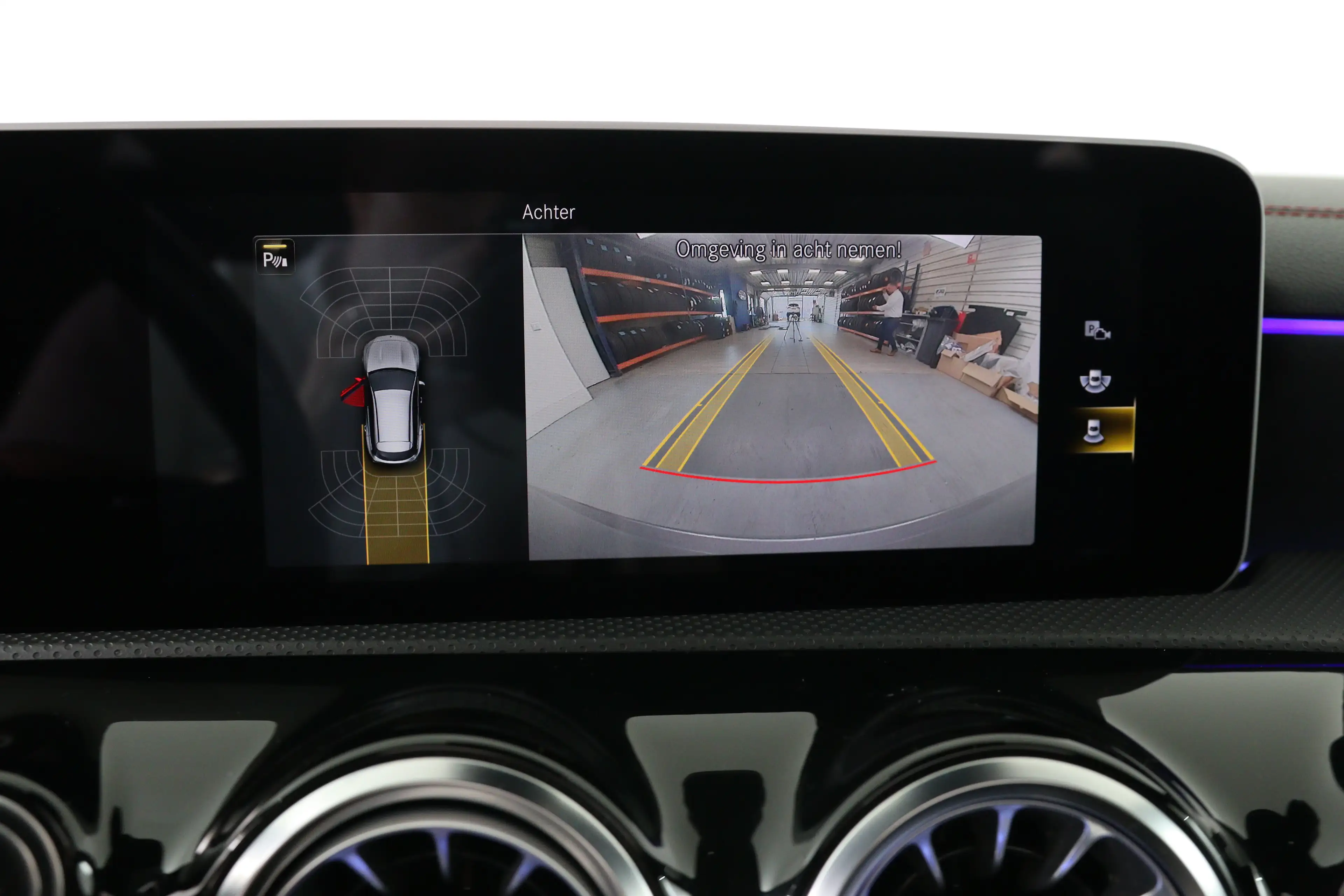 Mercedes-Benz CLA 200 Shooting Brake AMG | Open Dak | Sportstoelen | Sfe — photo 14