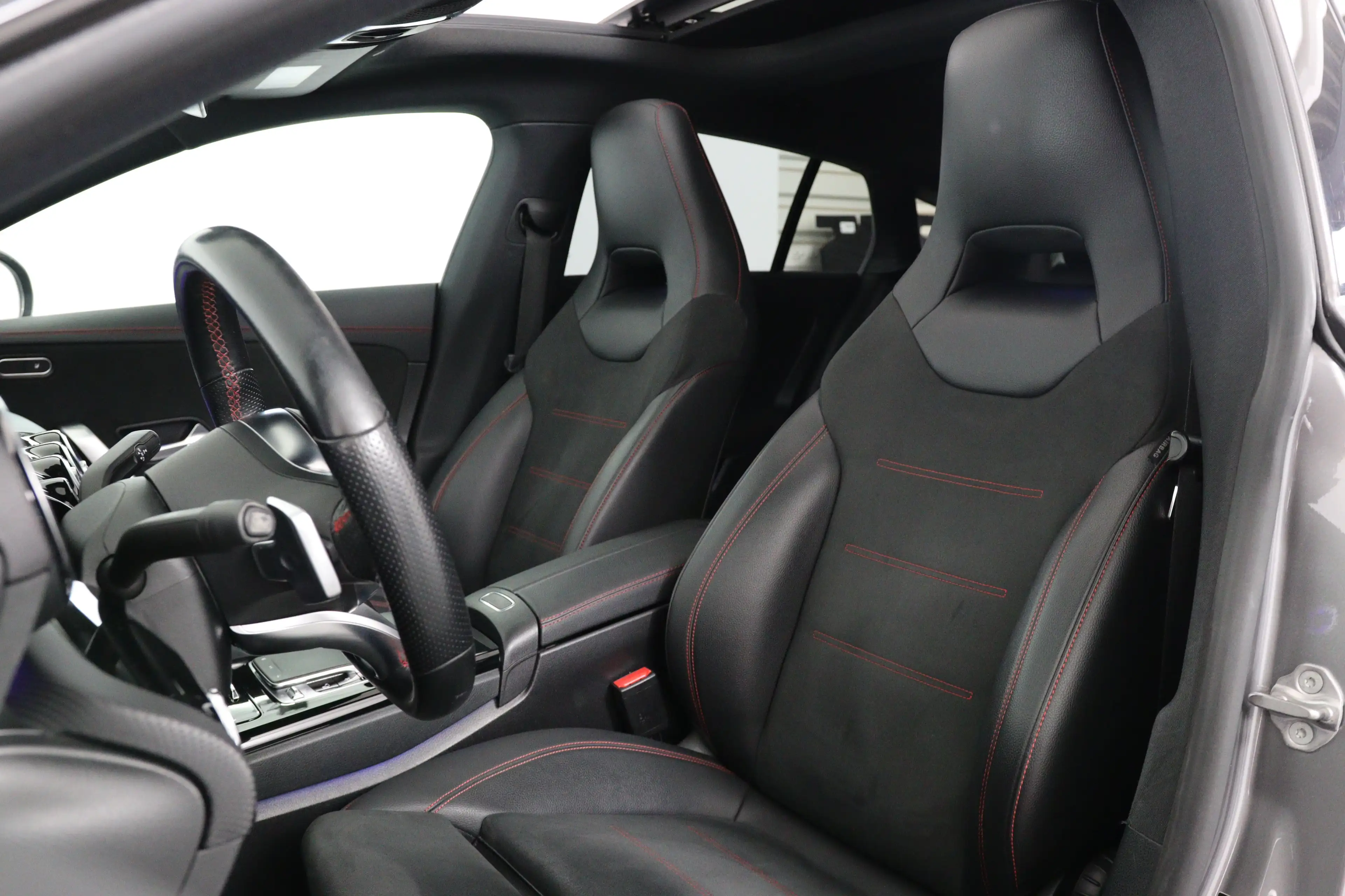Mercedes-Benz CLA 200 Shooting Brake AMG | Open Dak | Sportstoelen | Sfe — photo 6