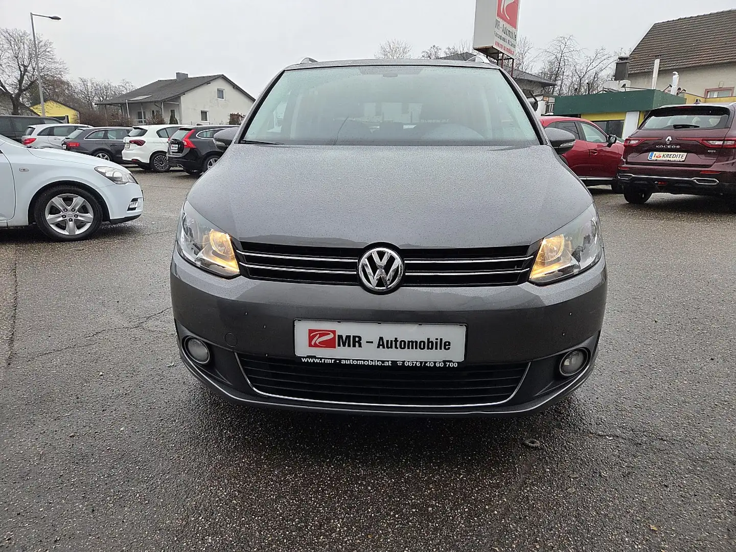 Volkswagen Touran Highline BMT 2,0 TDI DPF Grau - 2