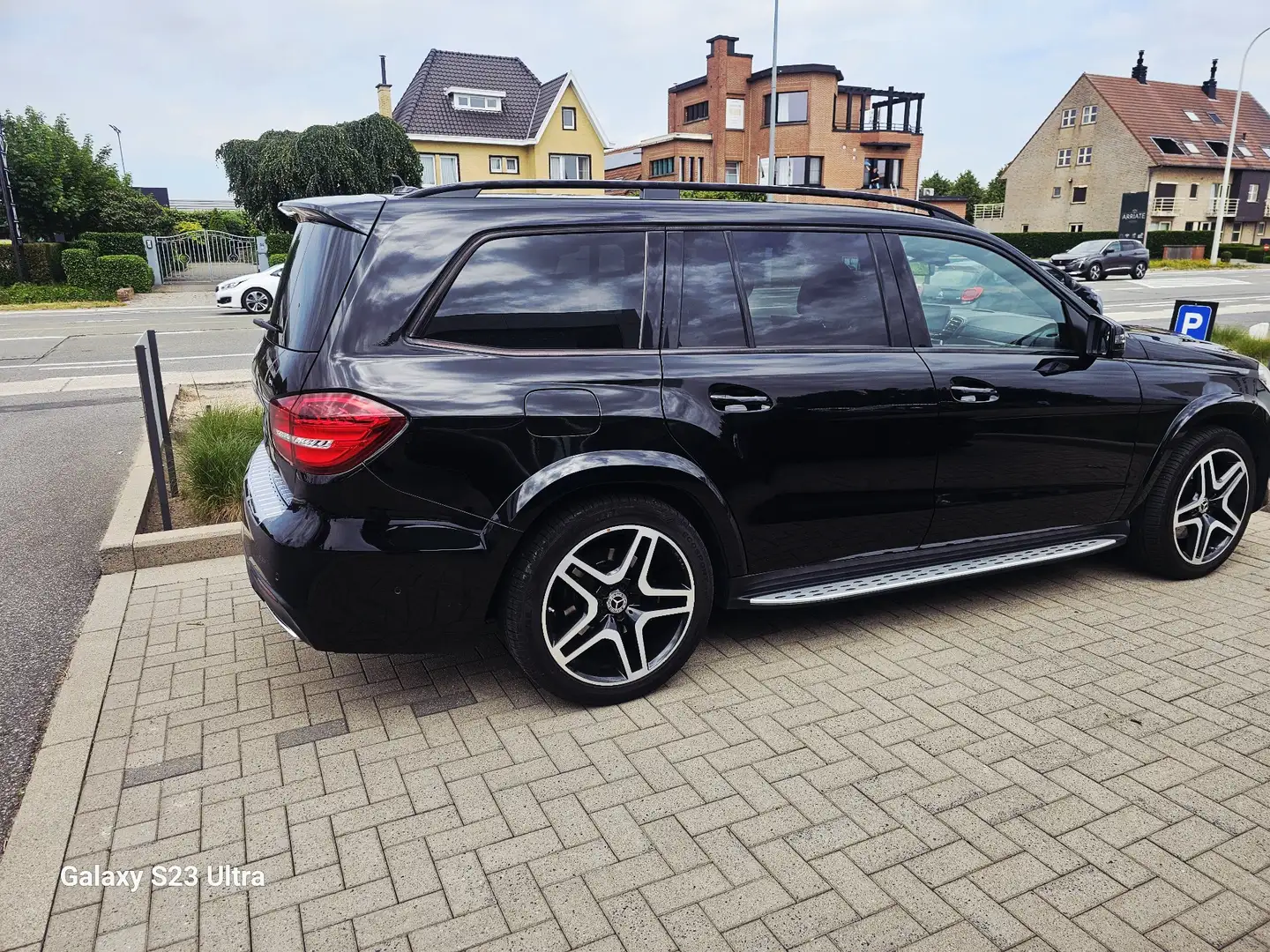 Mercedes-Benz GLS 350 d 4Matic 9G-TRONIC AMG Line - 1