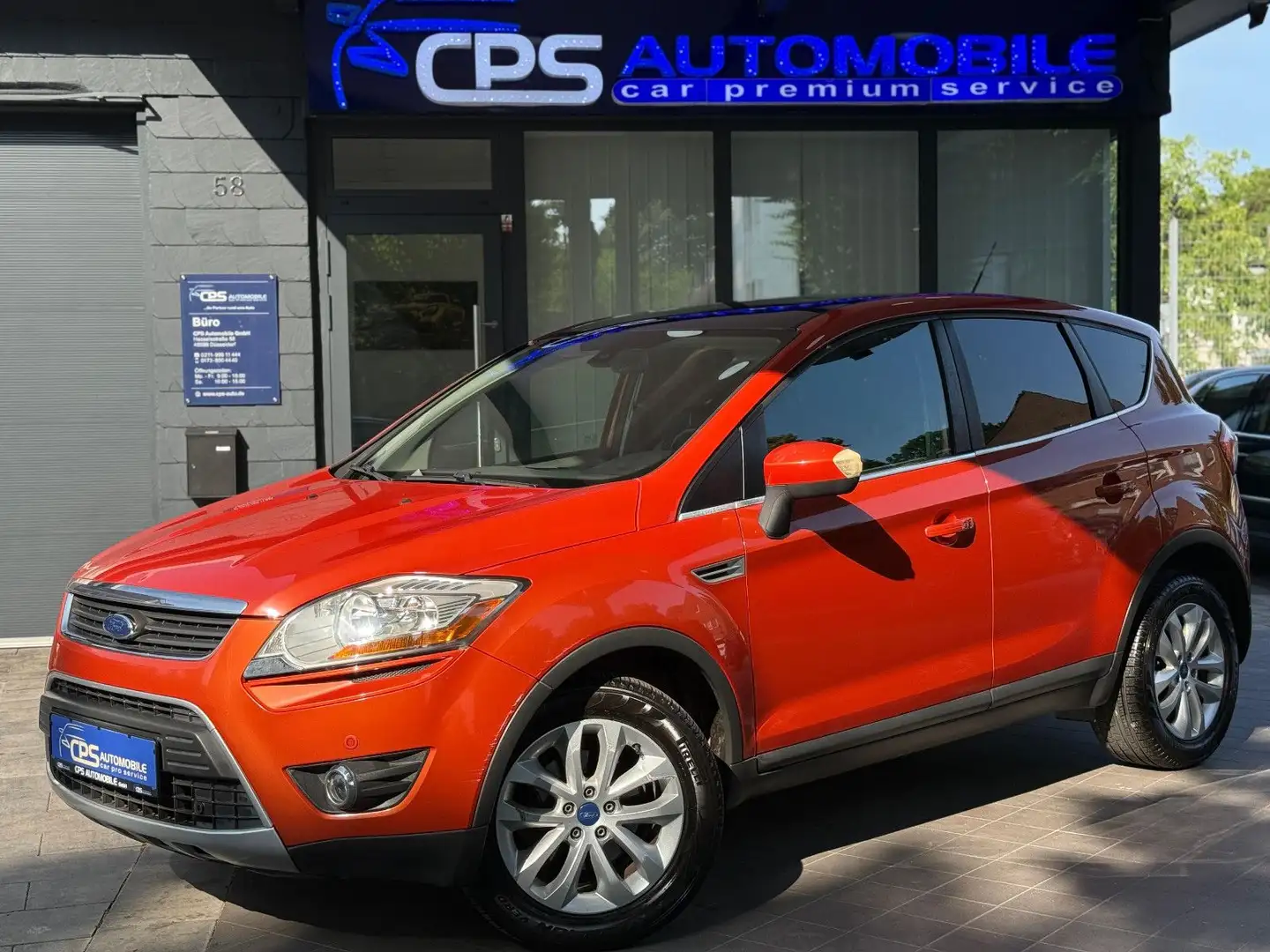 Ford Kuga Titanium | Panorama | Automatik | TÜV Neu Naranja - 1