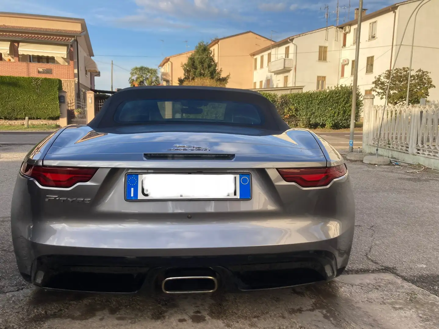 Jaguar F-Type Convertibile Cabrio 2.0 i4 R-Dynamic rwd Grigio - 2