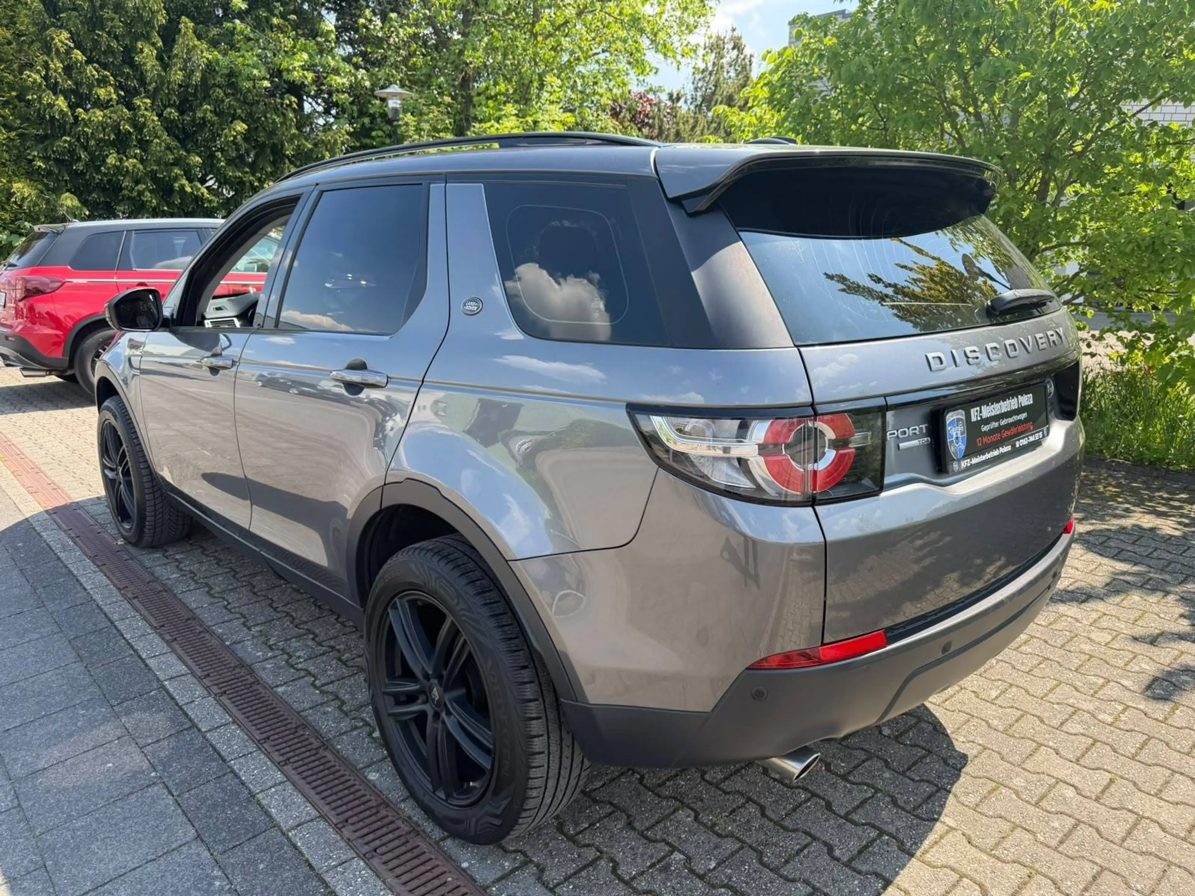 Land Rover Discovery Sport S AWD — photo 3