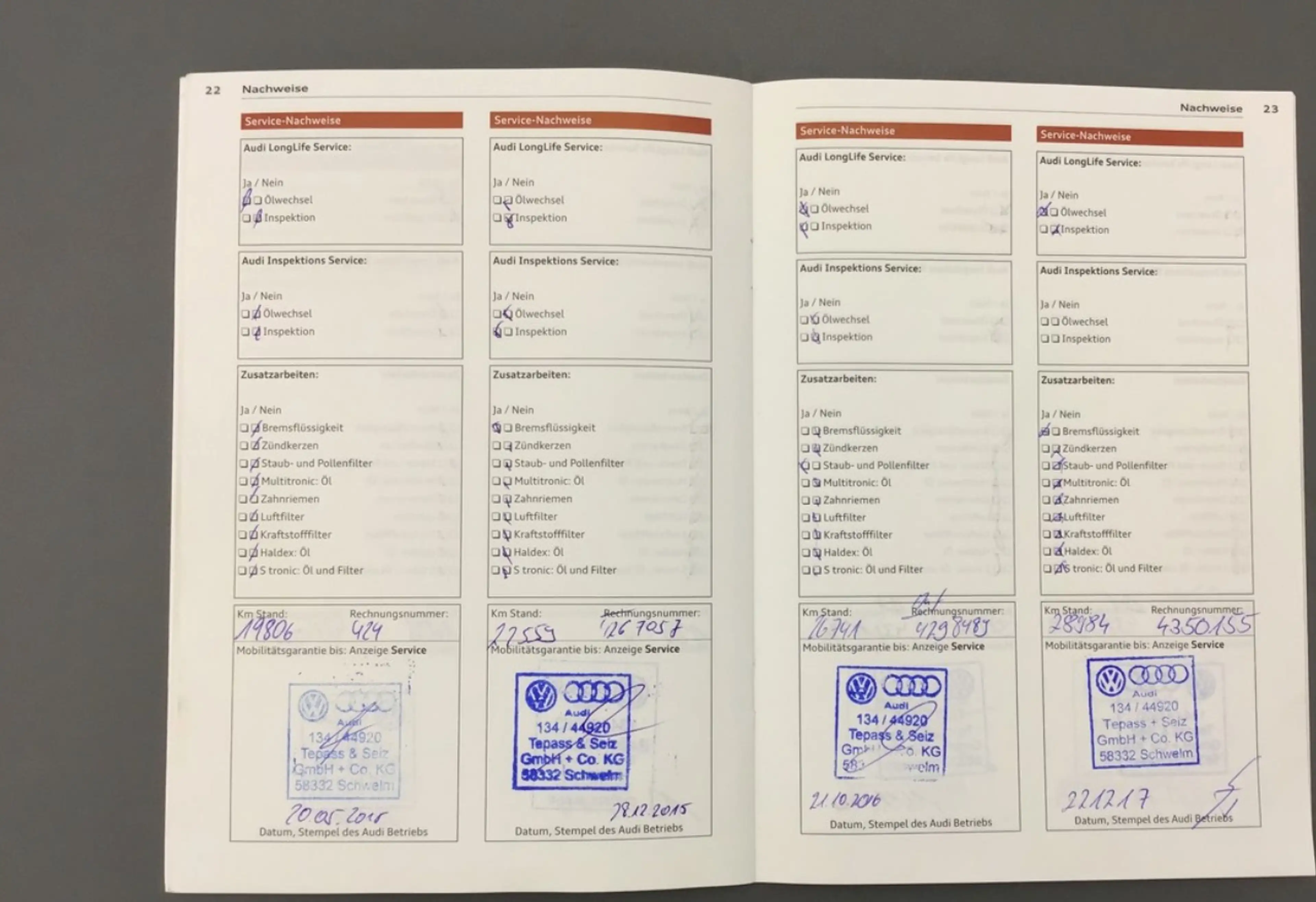 Audi R8 R8 Spyder 5.2 FSI quattro R tronic — photo 28