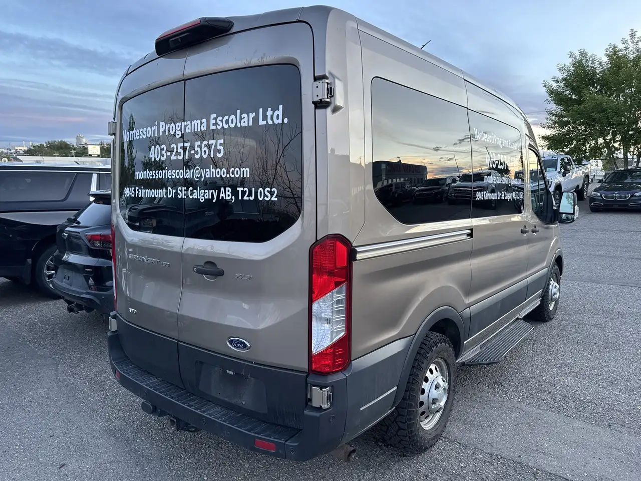 Ford Transit Passenger Wagon снимка Ford Transit Passenger Wagon