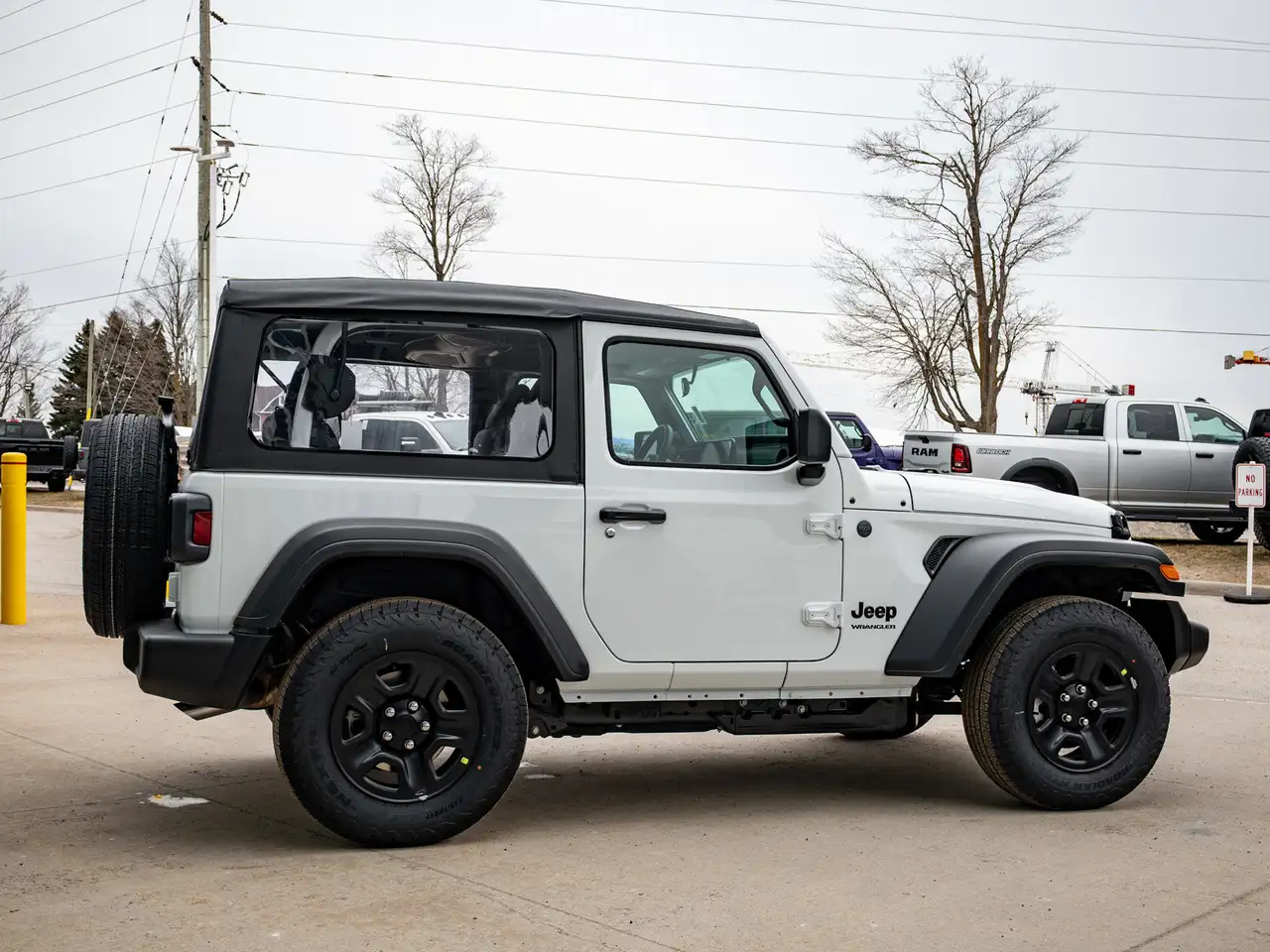 Jeep Wrangler снимка Jeep Wrangler