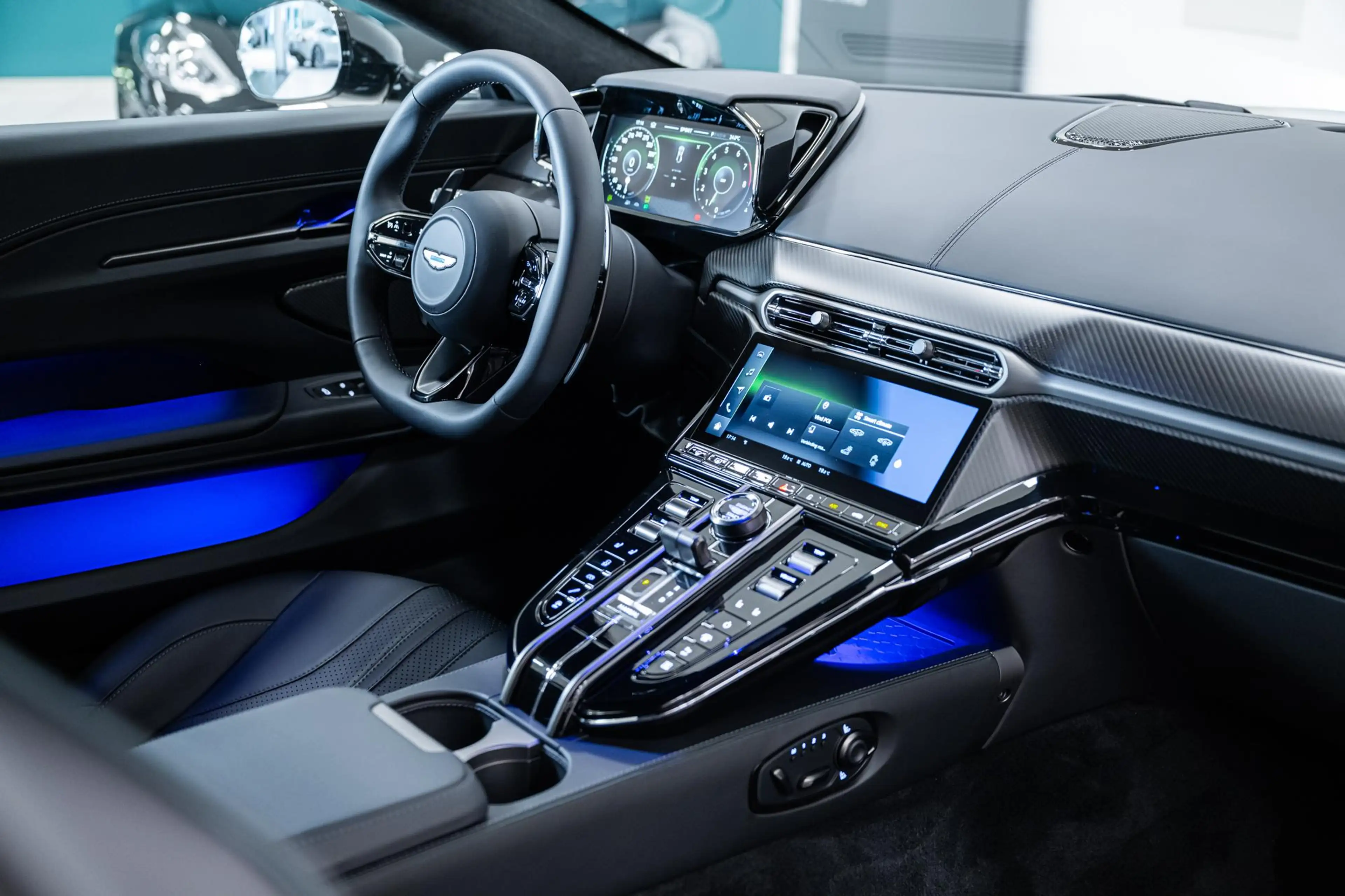 Aston Martin Vantage Coupe NEW 26MY Incl. BPM — photo 12