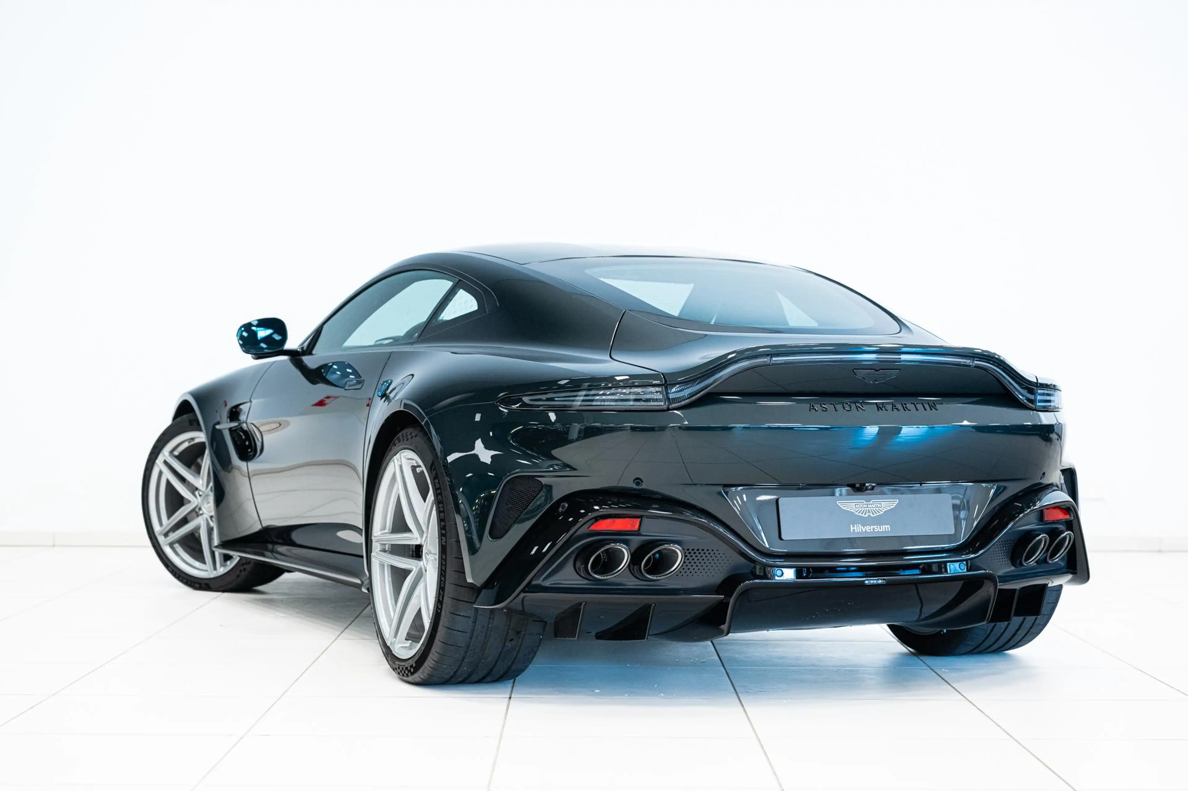Aston Martin Vantage Coupe NEW 26MY Incl. BPM — photo 8
