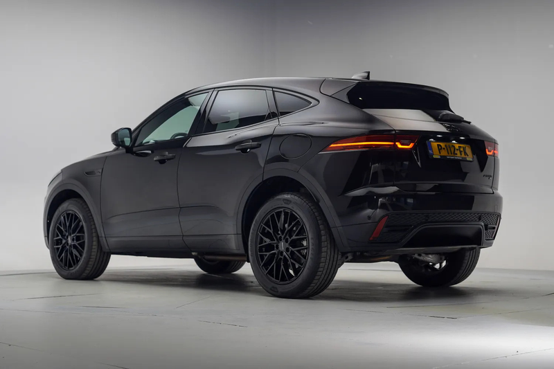 Jaguar E-Pace P300e PHEV 1.5 R-Dynamic SE [ Panorama Leder Navi — photo 3