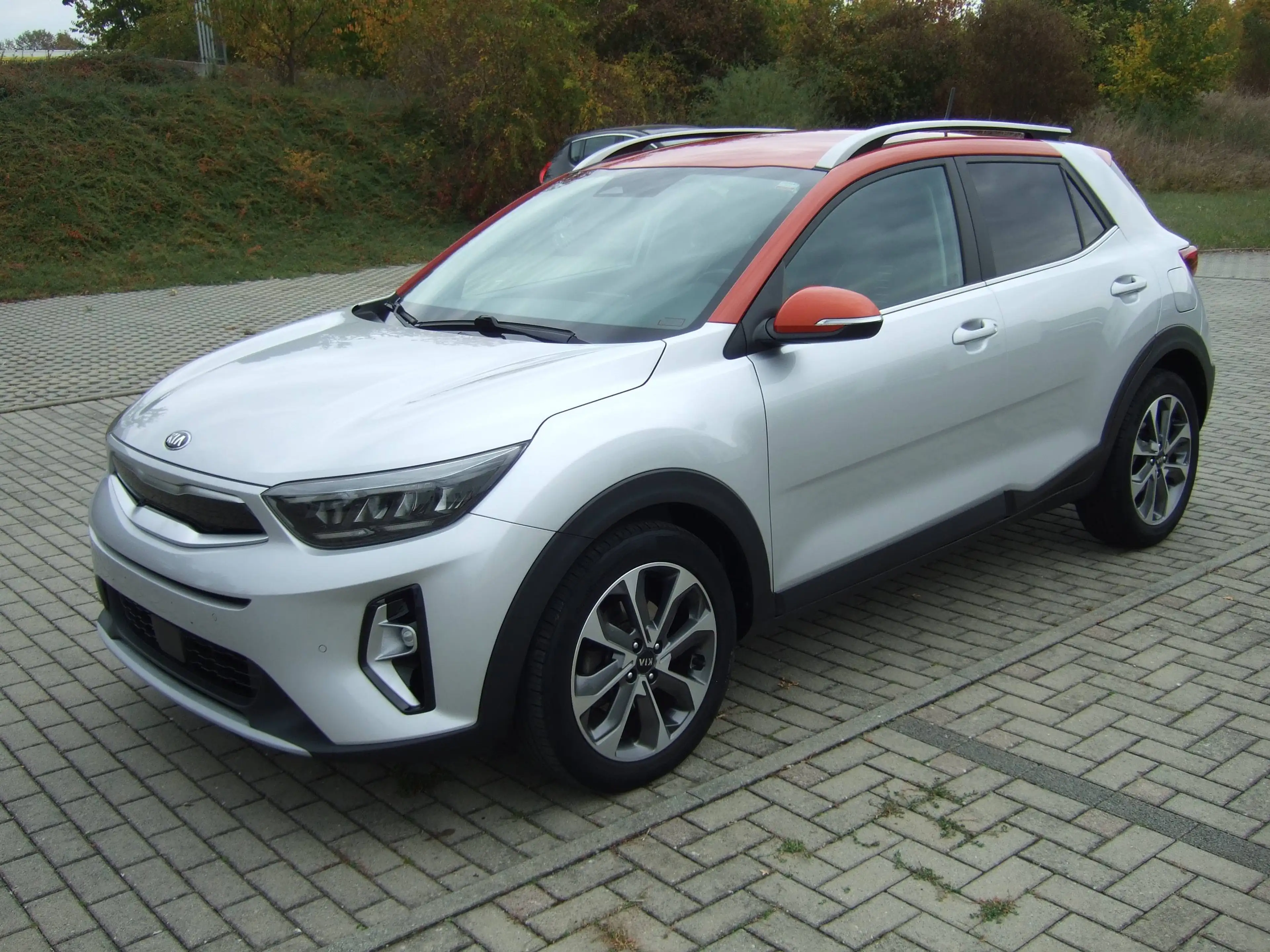 Kia Stonic Spirit Klima RFK Sitzheizung DAB Android-Auto — photo 2