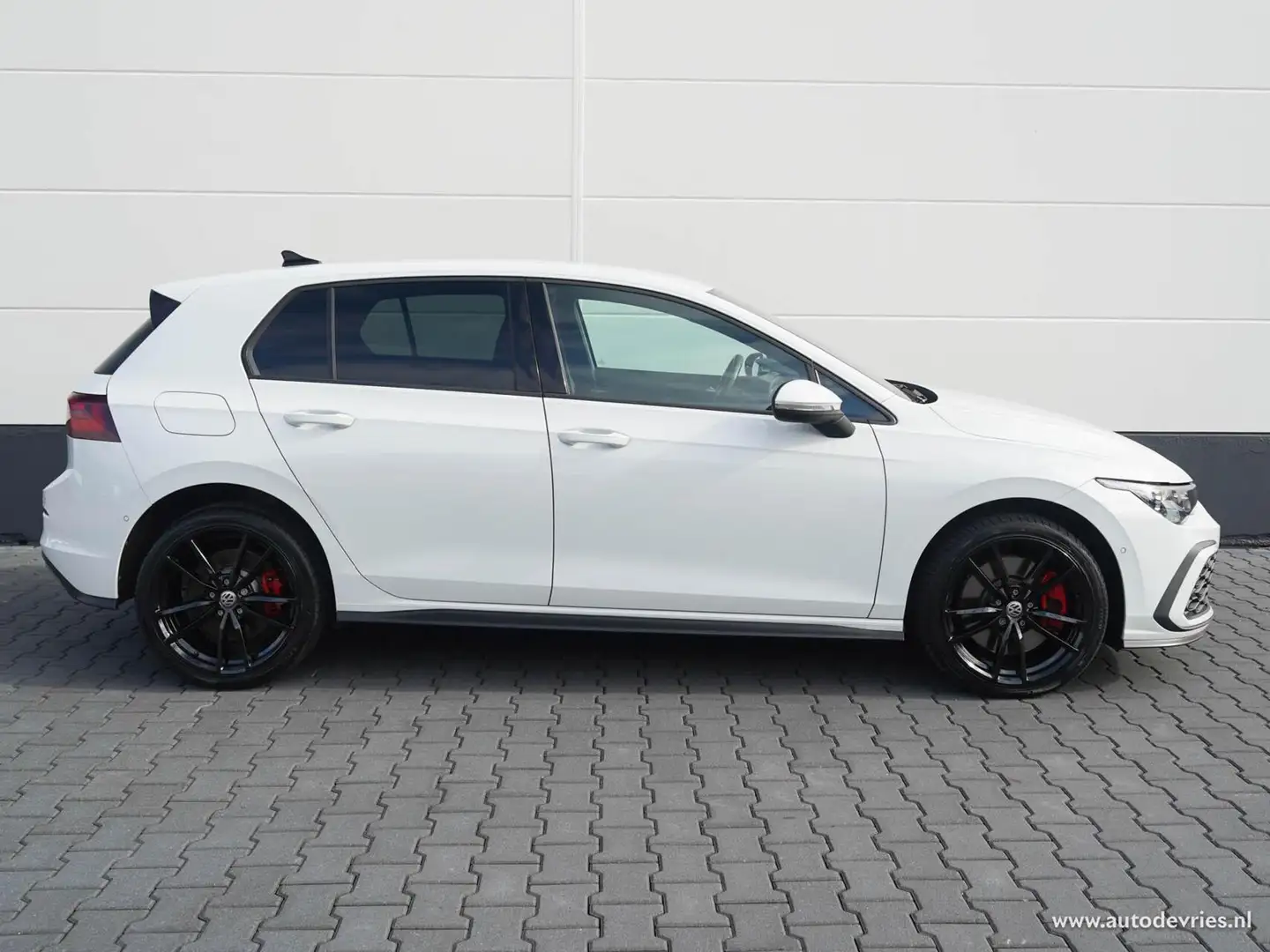 Volkswagen Golf GTE 1.4 eHybrid 245pk | IQ Light | Camera | Adaptive c Weiß - 2