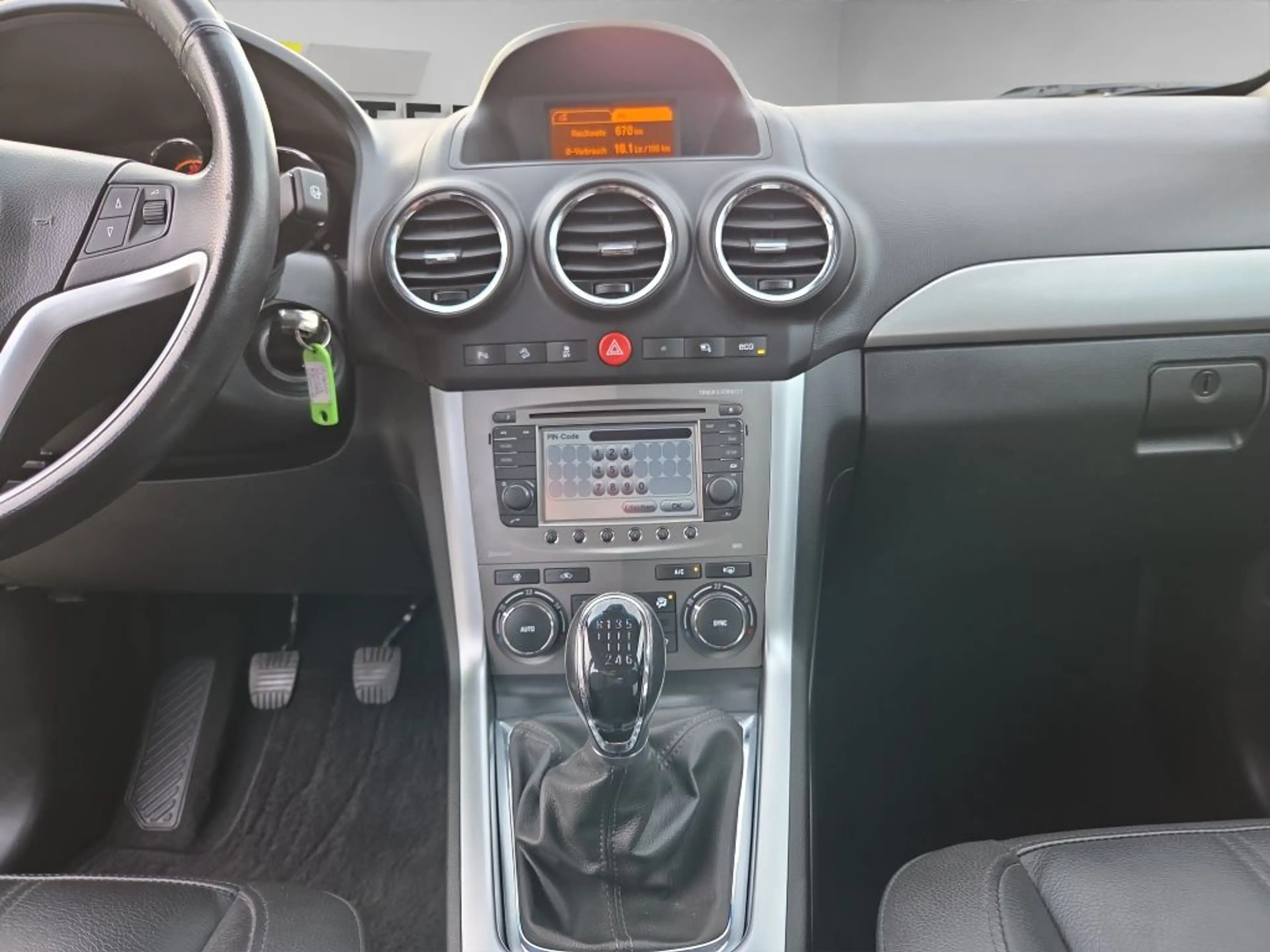 Opel Antara Design Edition AWD 2.0 CDTI MT-6 — photo 12