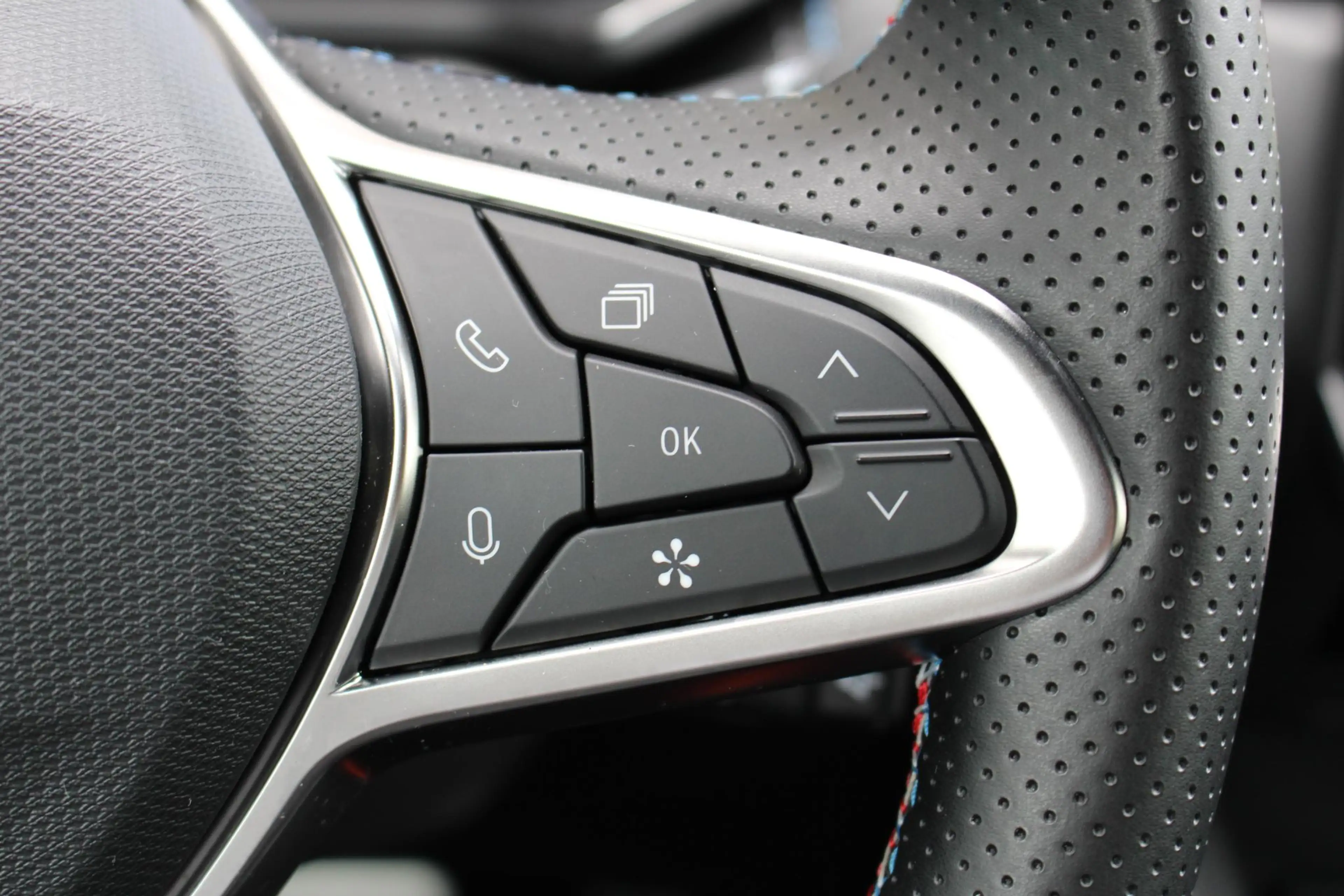 Renault Symbioz 1.6 E-Tech full hybrid 145 esprit Alpine | Achterr — photo 24