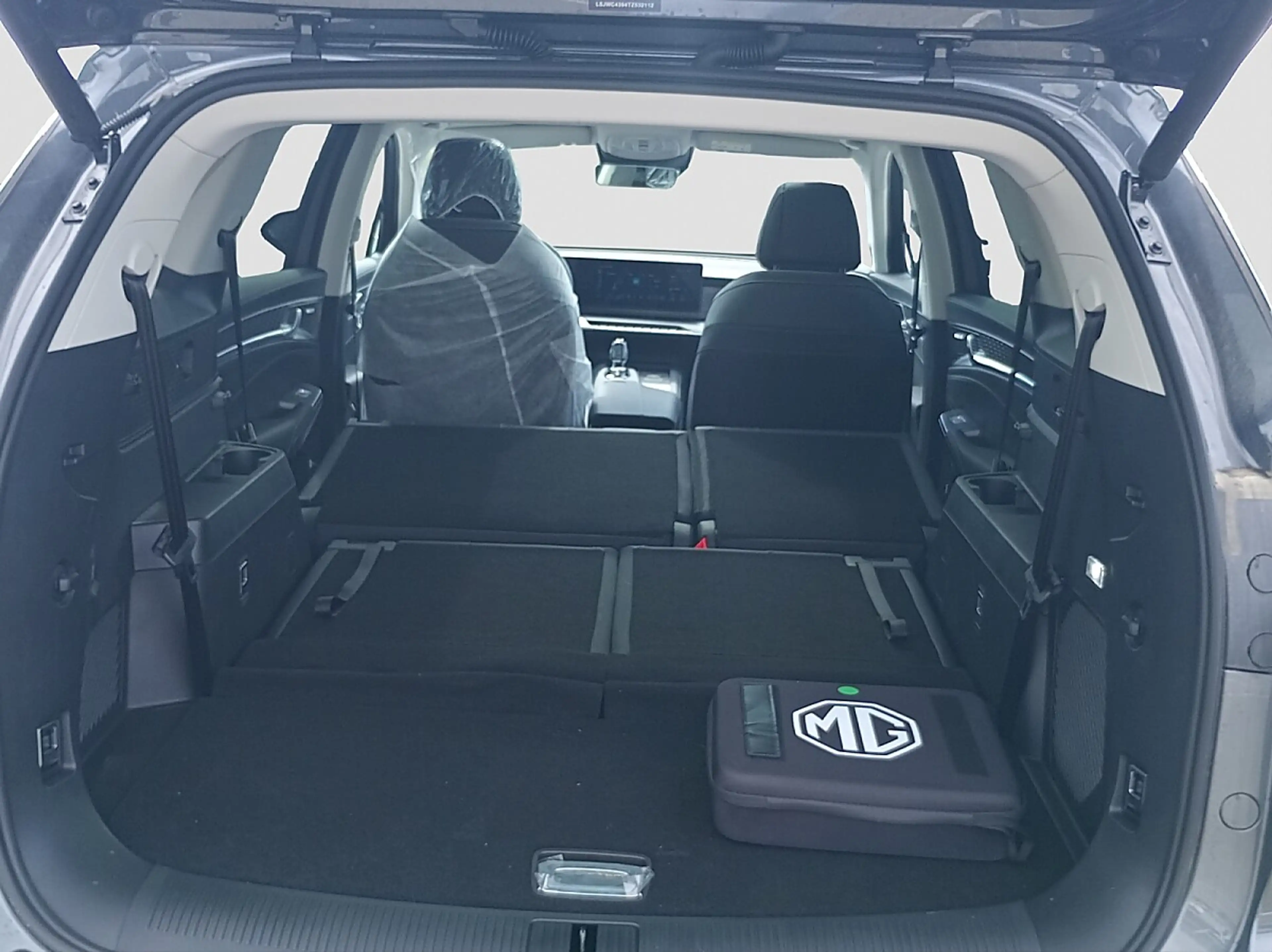 MG MGS9 1,5 PHEV Premium Winterräder gratis — photo 13