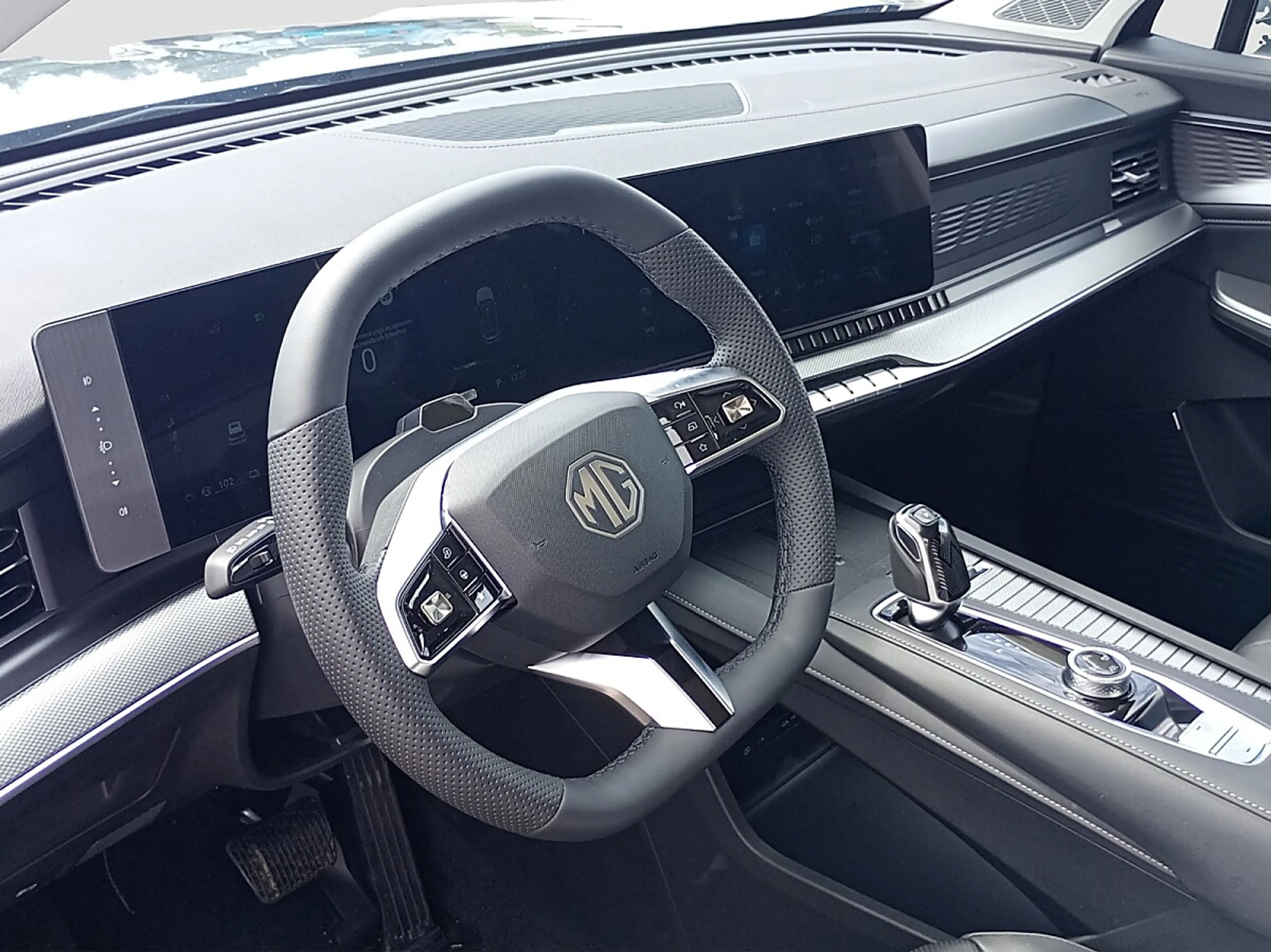 MG MGS9 1,5 PHEV Premium Winterräder gratis — photo 7