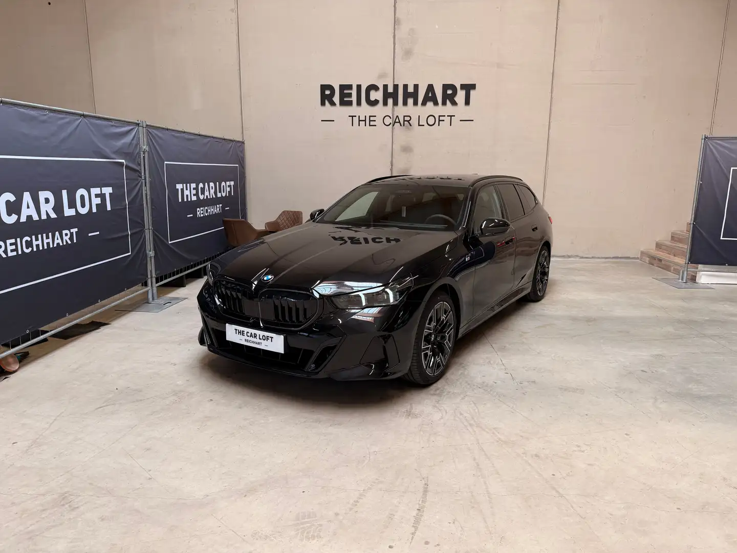BMW 540 d xDrive Touring M Sport - LEASINGAKTION Schwarz - 1