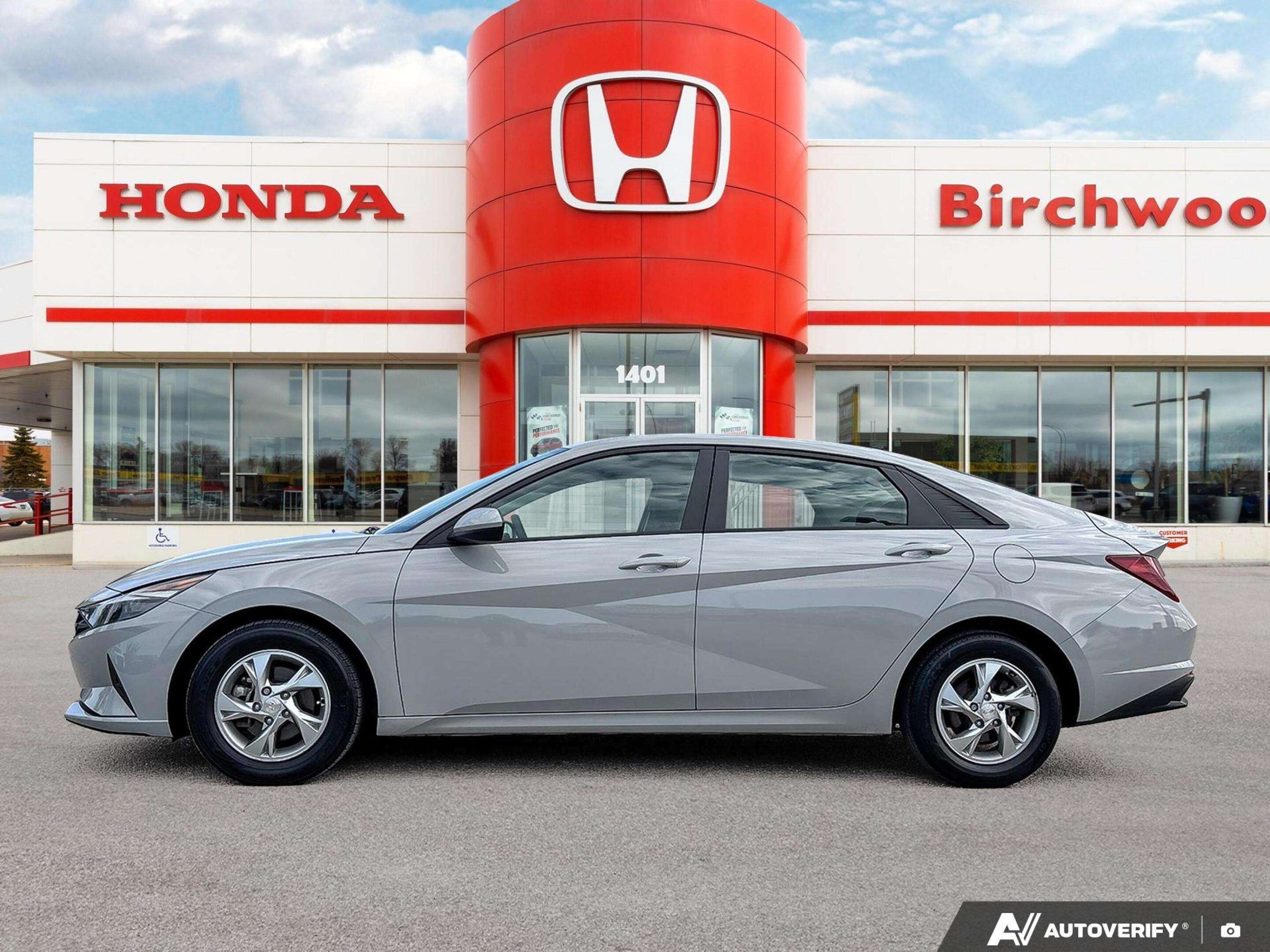 2021 Hyundai Elantra Essential — снимка 1