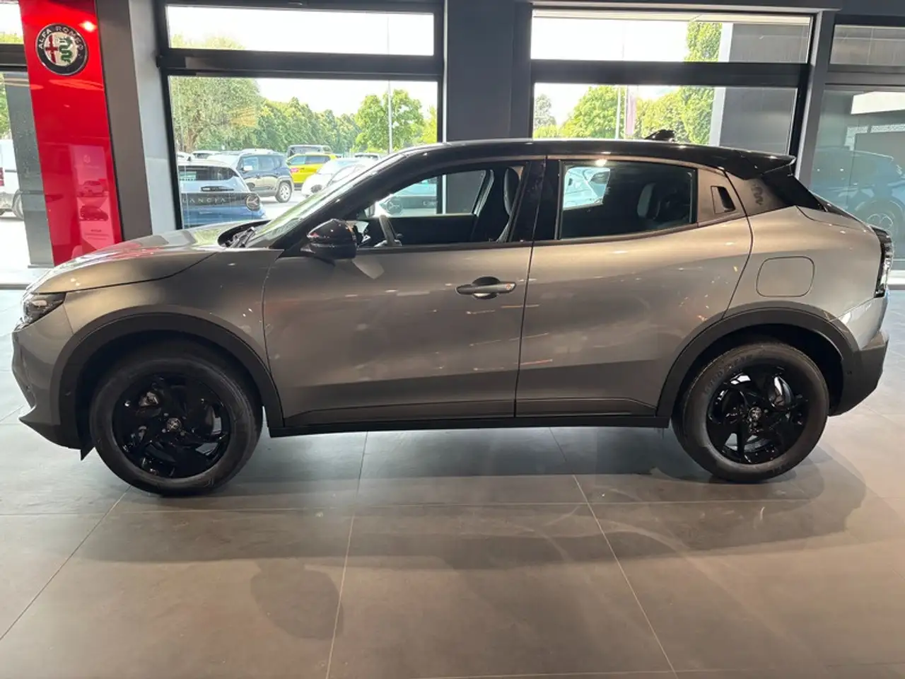 Alfa Romeo Junior 2025