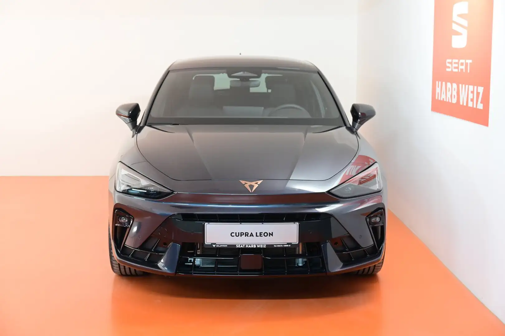 CUPRA Leon 1.5 TSI 150 PS ACT Grau - 2