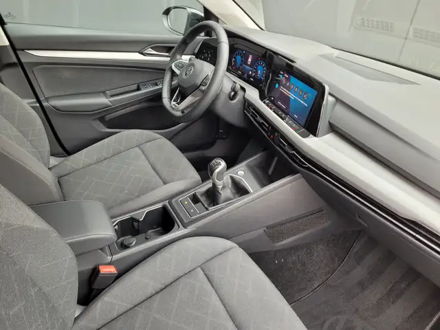 Volkswagen Golf view 11